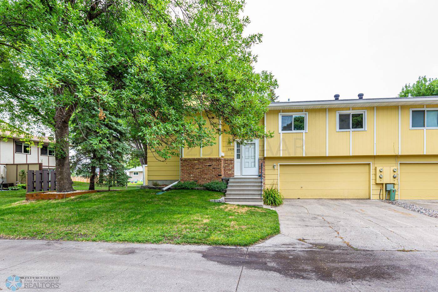 Moorhead, MN 56560,2325 4TH AVE S