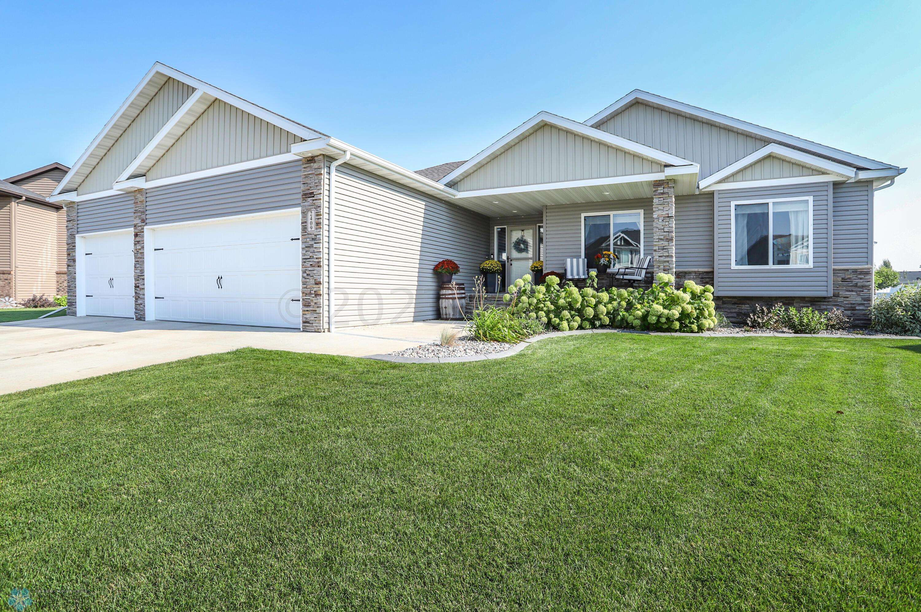 West Fargo, ND 58078,2409 HARBOR LN W