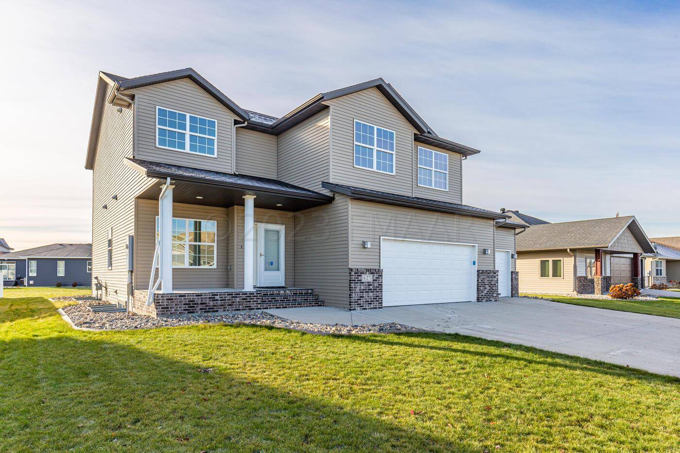 West Fargo, ND 58078,627 29 AVE E