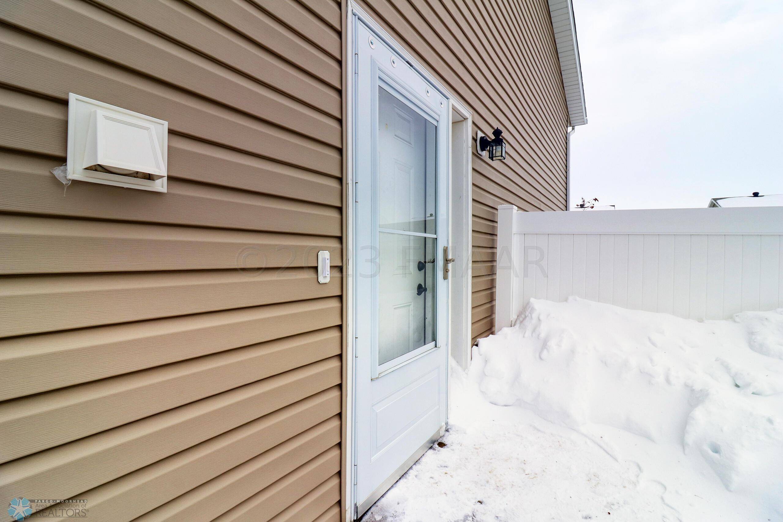 Fargo, ND 58104,5244 49 AVE S