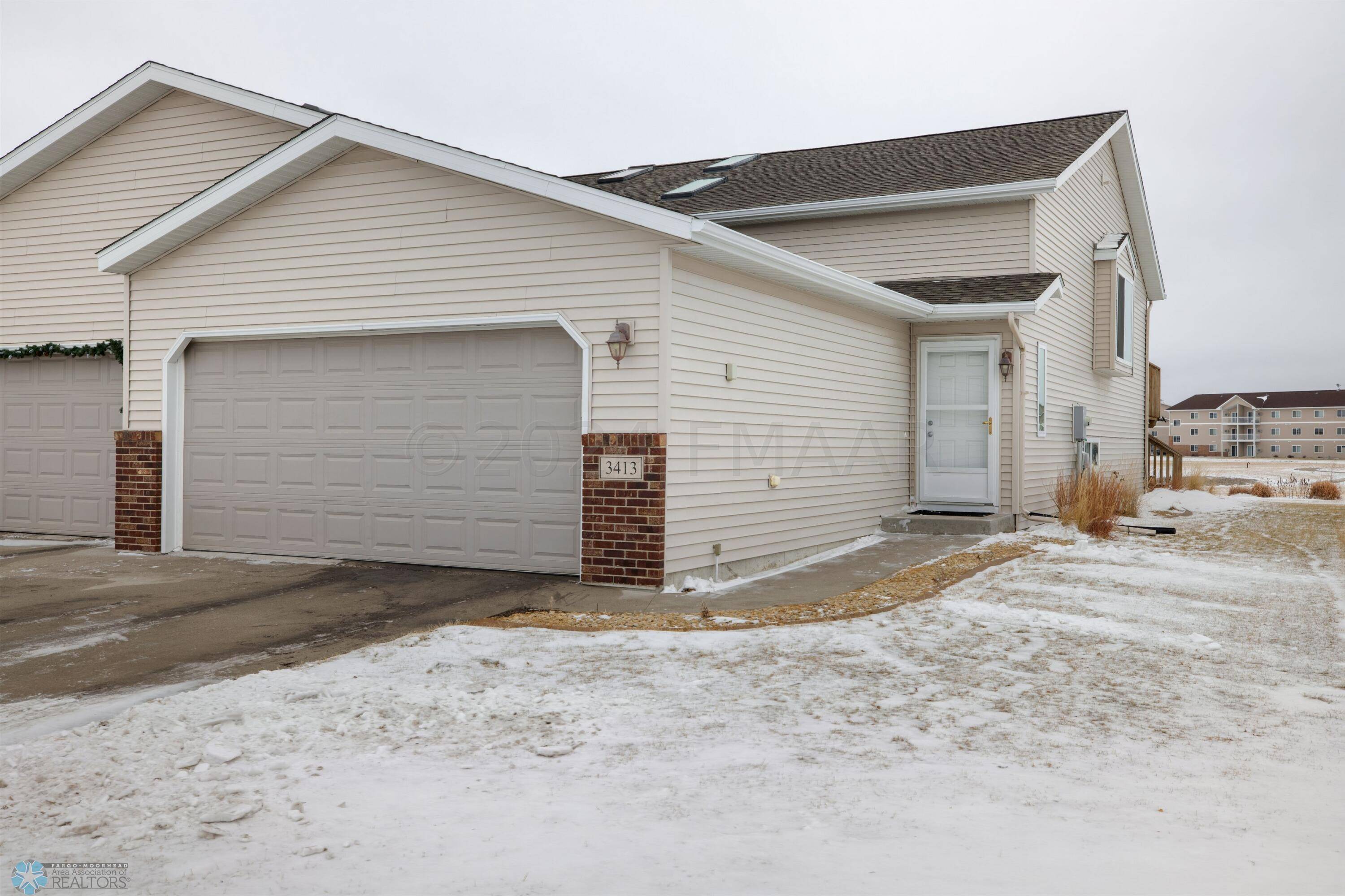 West Fargo, ND 58078,3413 EAGLE RUN DR W