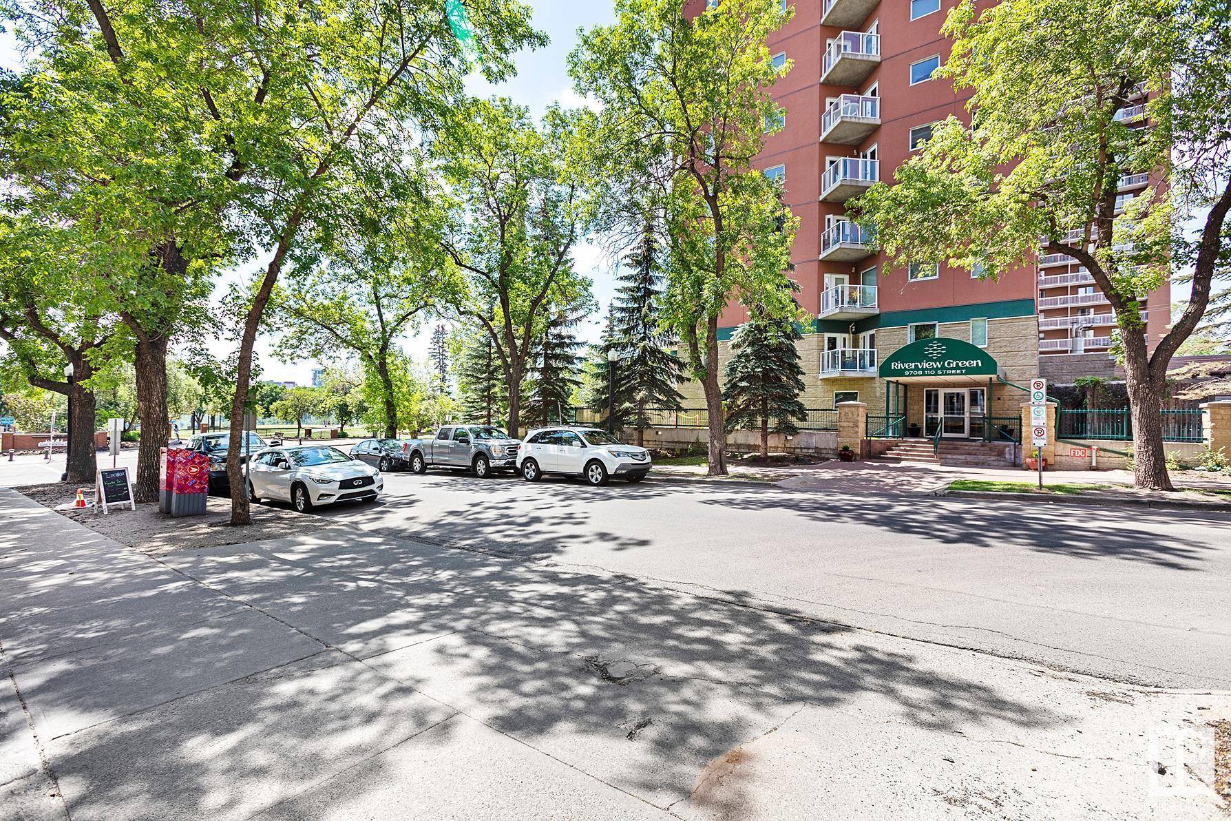 Edmonton, AB T5K 2W3,#1003 9708 110 ST NW