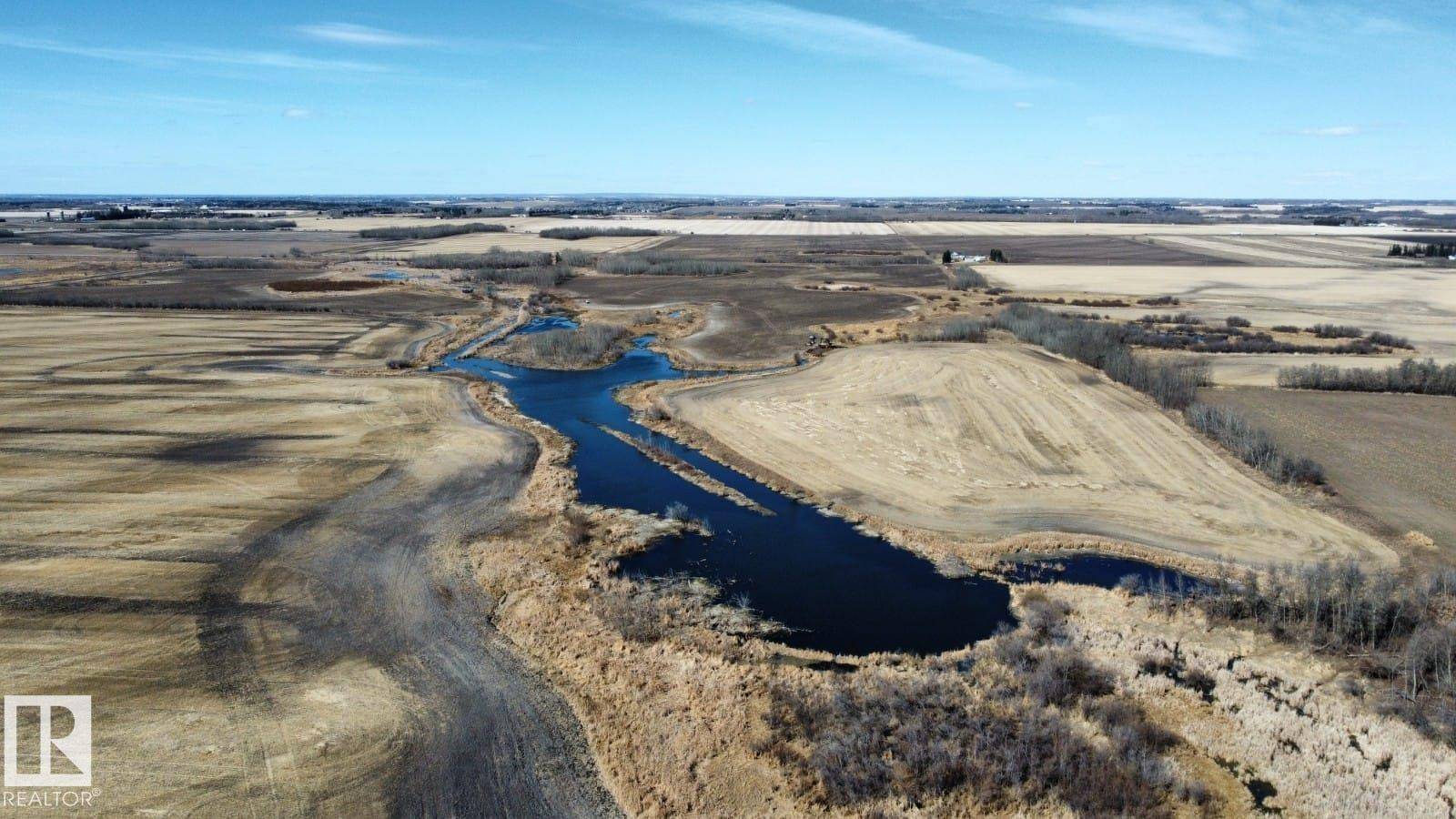 Rural Sturgeon County, AB T8T 1W9,54500 RR 243