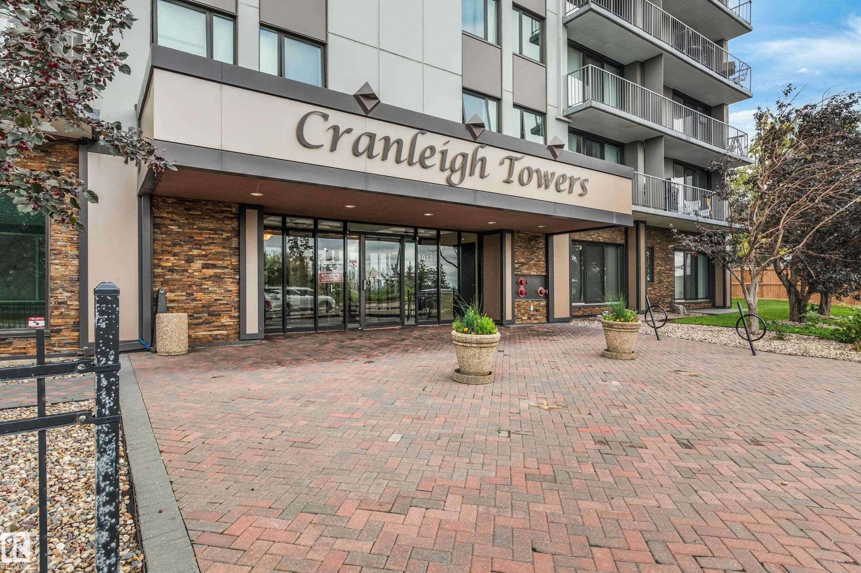 Edmonton, AB T6E 4Y9,#2005 10135 SASKATCHEWAN DR NW