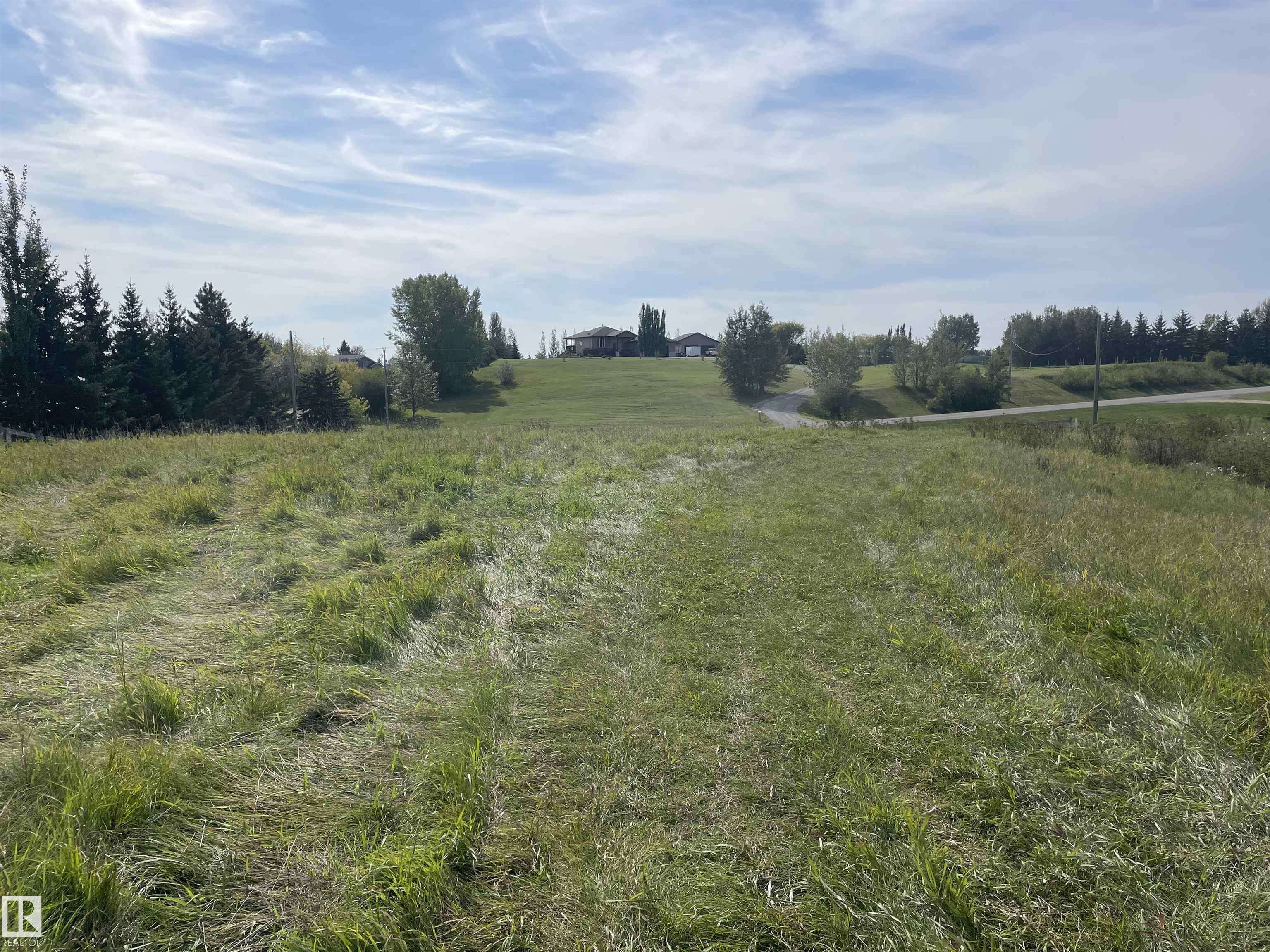 Rural Parkland County, AB T7Y 0B9,22 53302 rr12