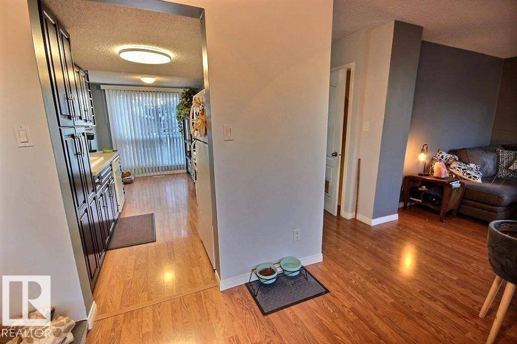 St. Albert, AB T8N 2J3,238 GRANDIN VG