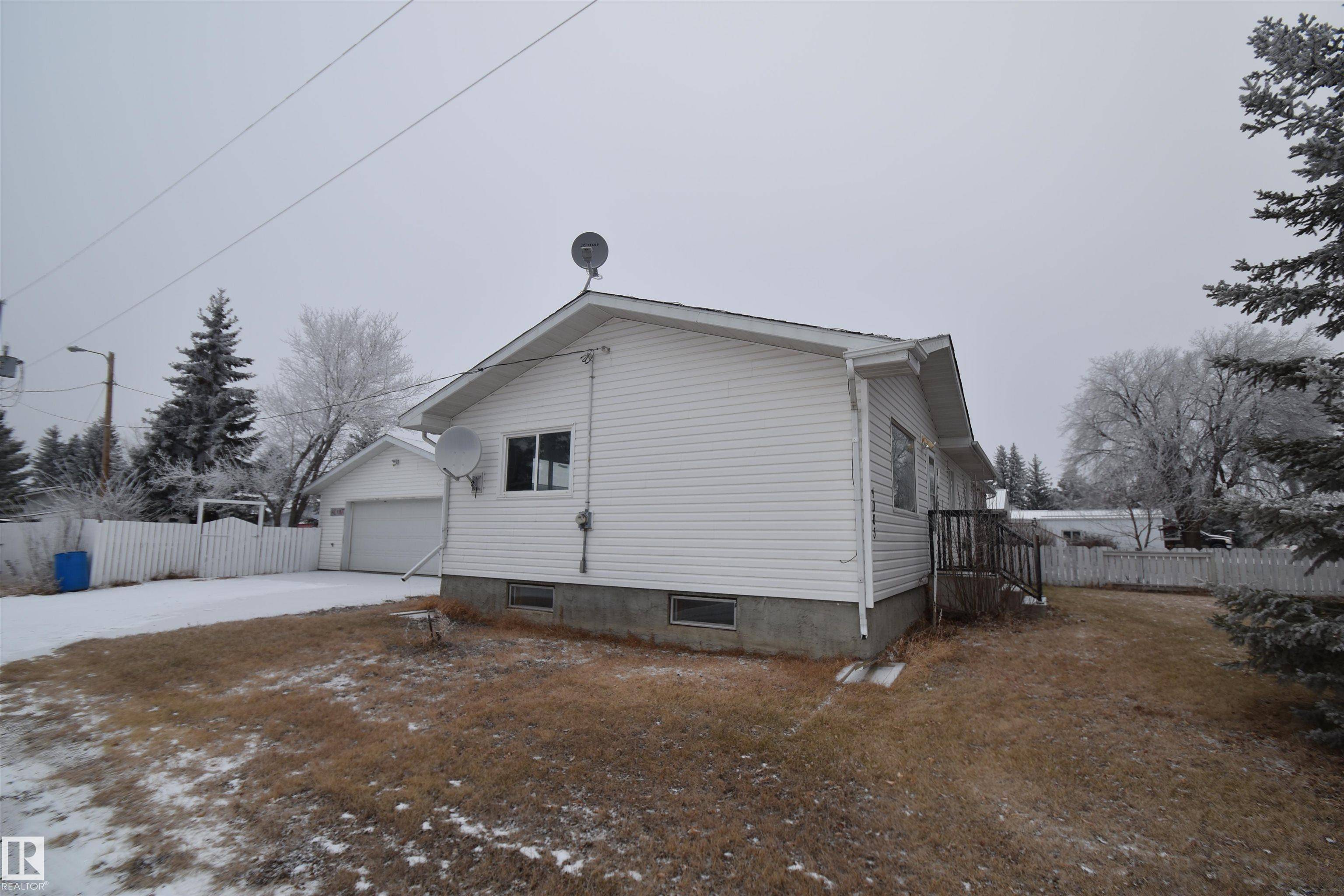 Ashmont, AB T0A 0C0,4003 1st ST