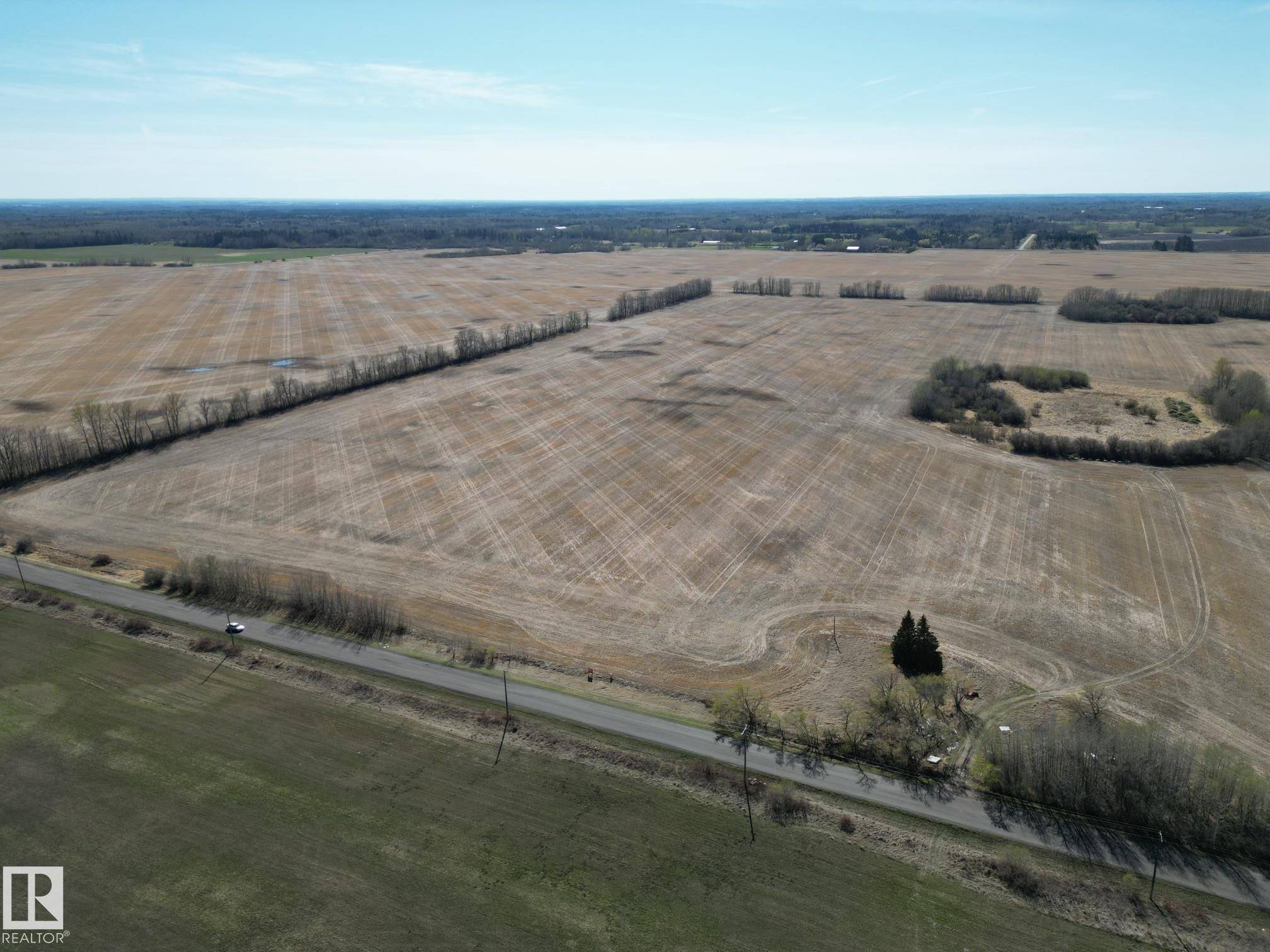 Rural Parkland County, AB T0H 0Y0,51424 RGE RD 260