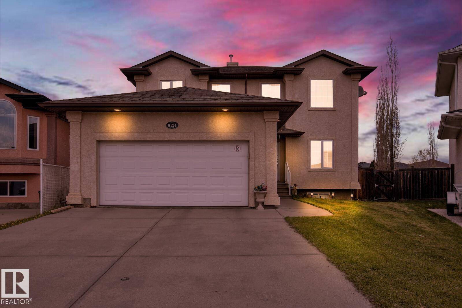 Edmonton, AB T5Y 3N1,6124 166 AV NW NW