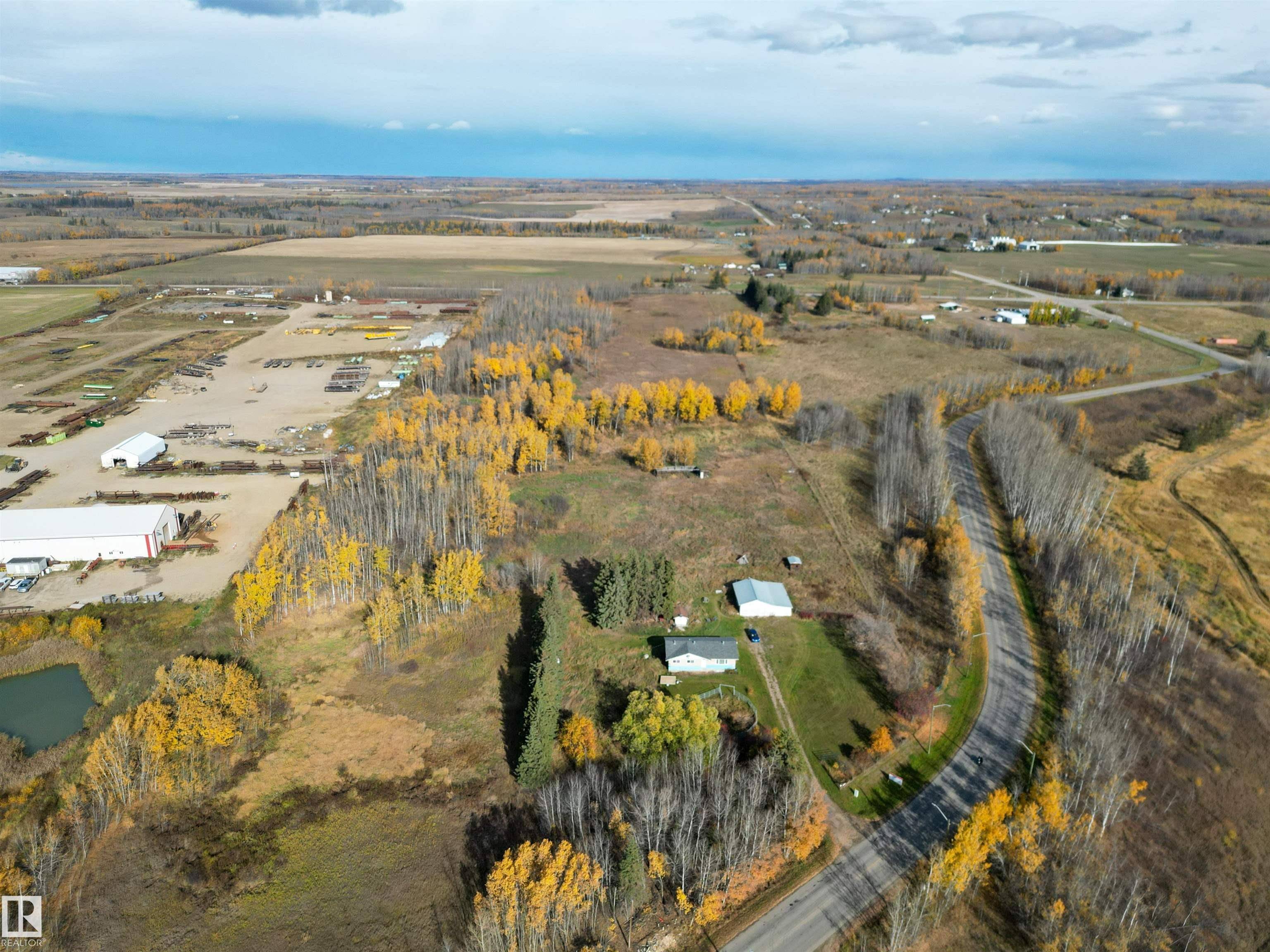 Onoway, AB T0E 1V0,5308 LAC STE. ANNE TR N