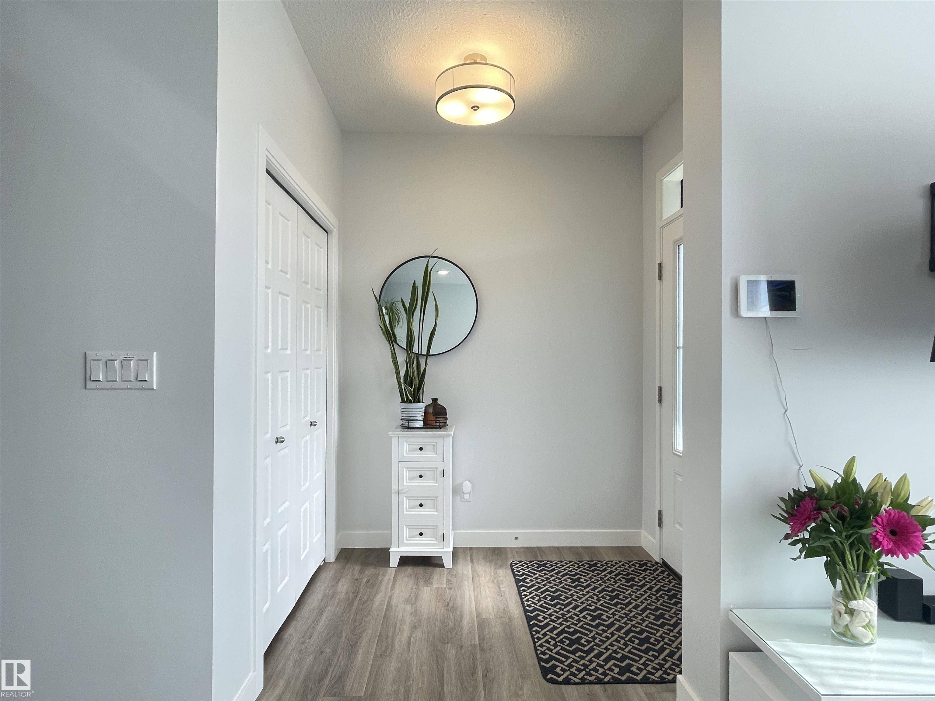 Edmonton, AB T6X 2M3,2946 CHOKECHERRY CM SW