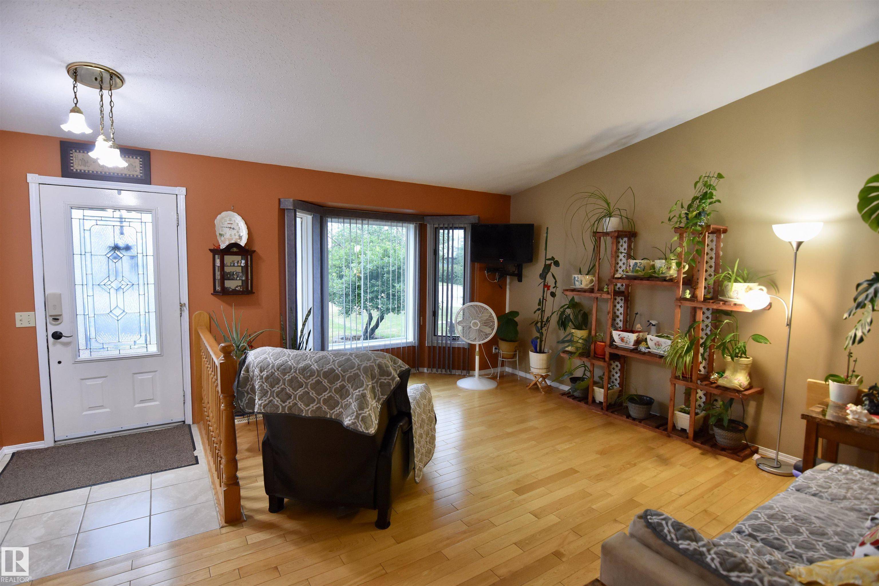 St. Paul Town, AB T0A 3A1,5410 52 AV