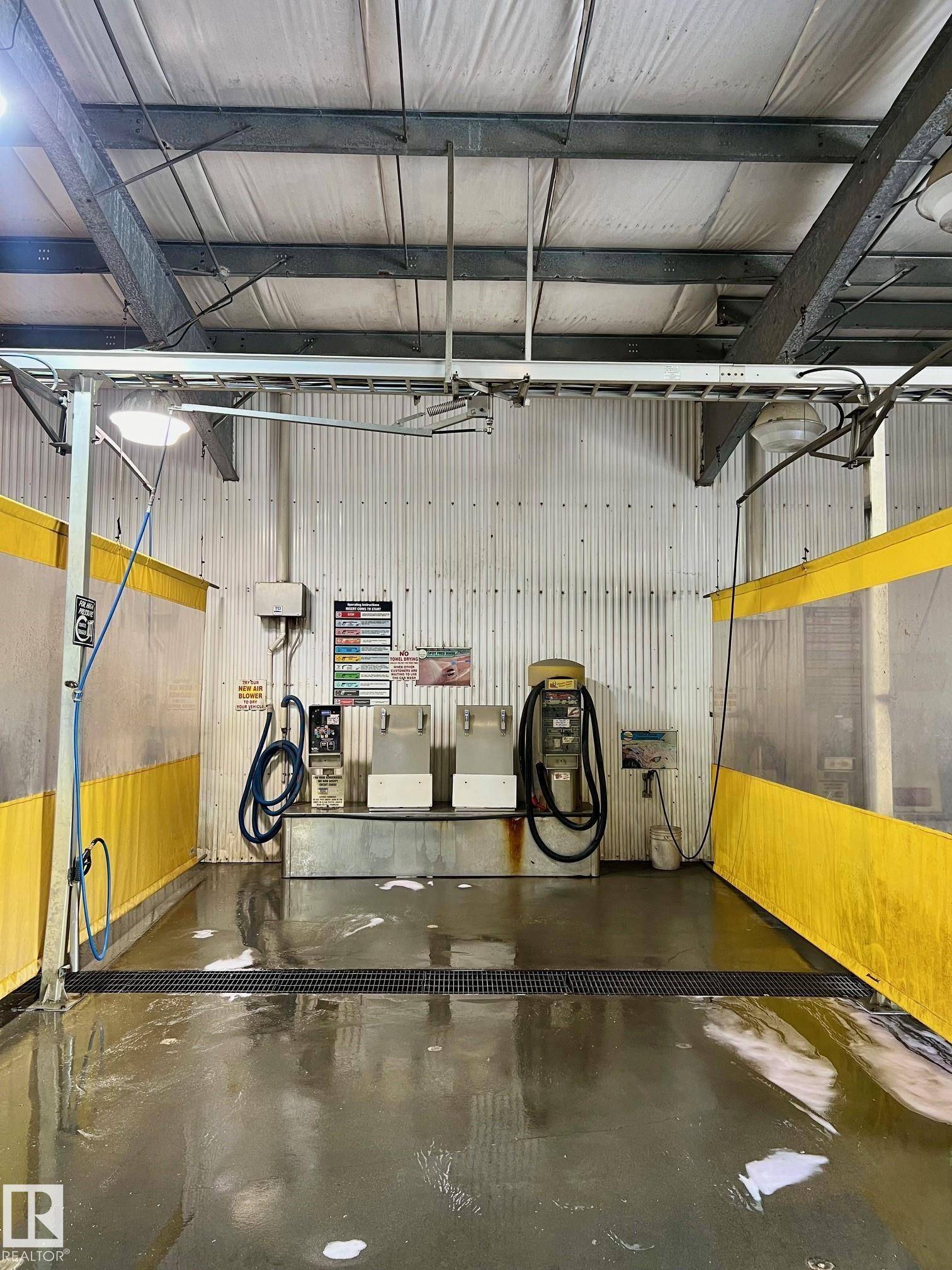 St. Albert, AB T8N 5H6,50 GREEN GROVE DR