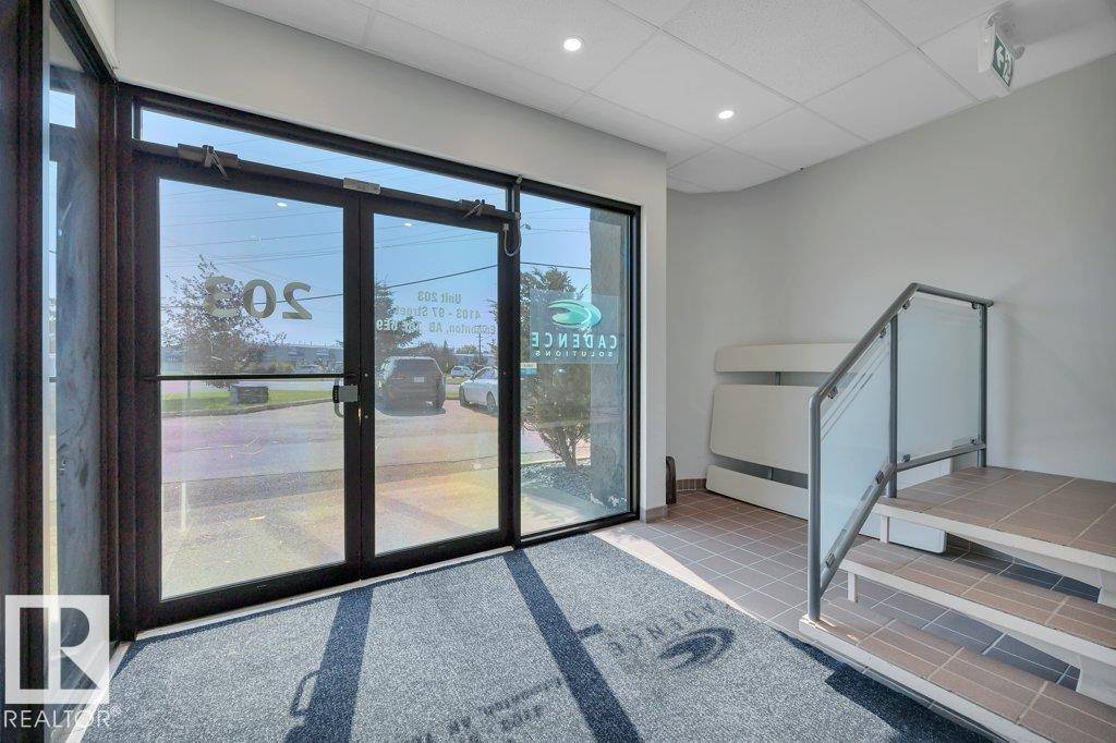 Edmonton, AB T6E 6E9,#203 4103 97 ST NW
