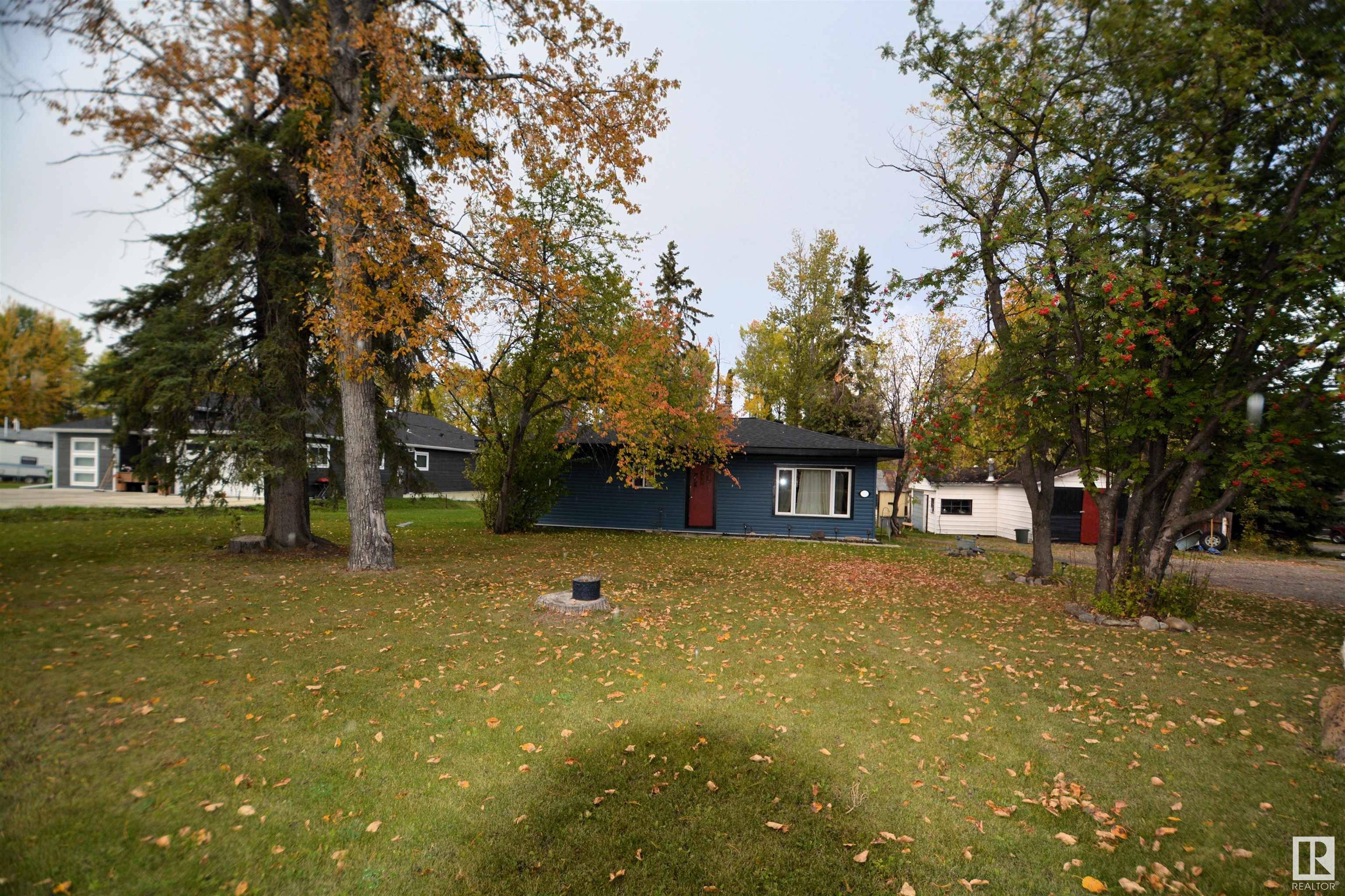 Edson, AB T7E 1M5,7004 Glenwood Drive