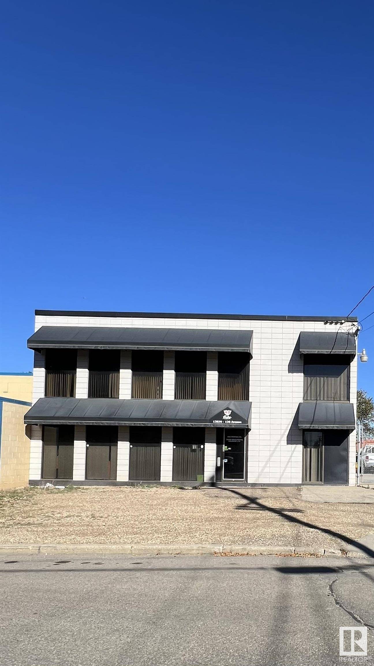 Edmonton, AB T5L 3C8,12830 126 AV NW