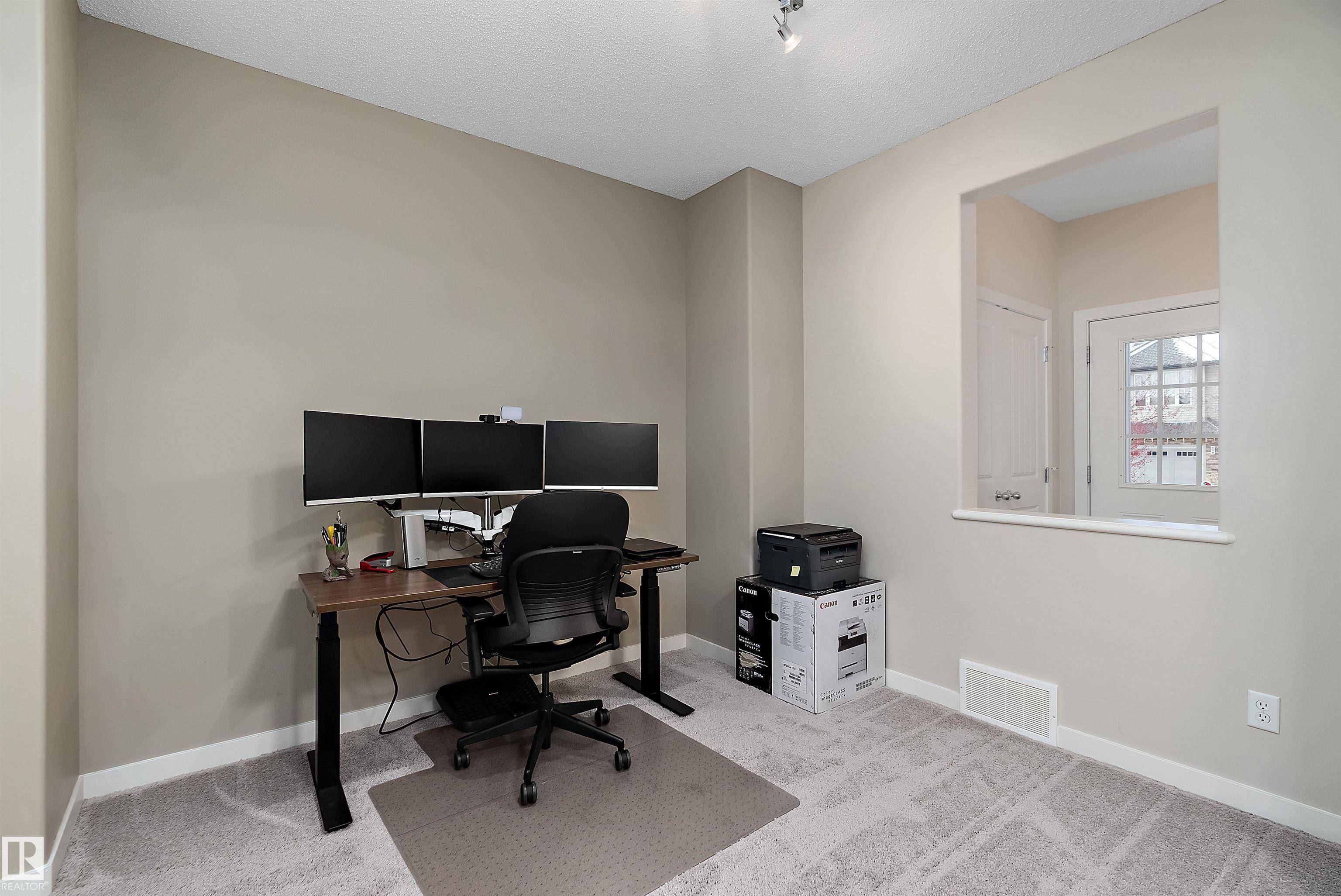 Edmonton, AB T6W 0H3,805 ARMITAGE WD SW