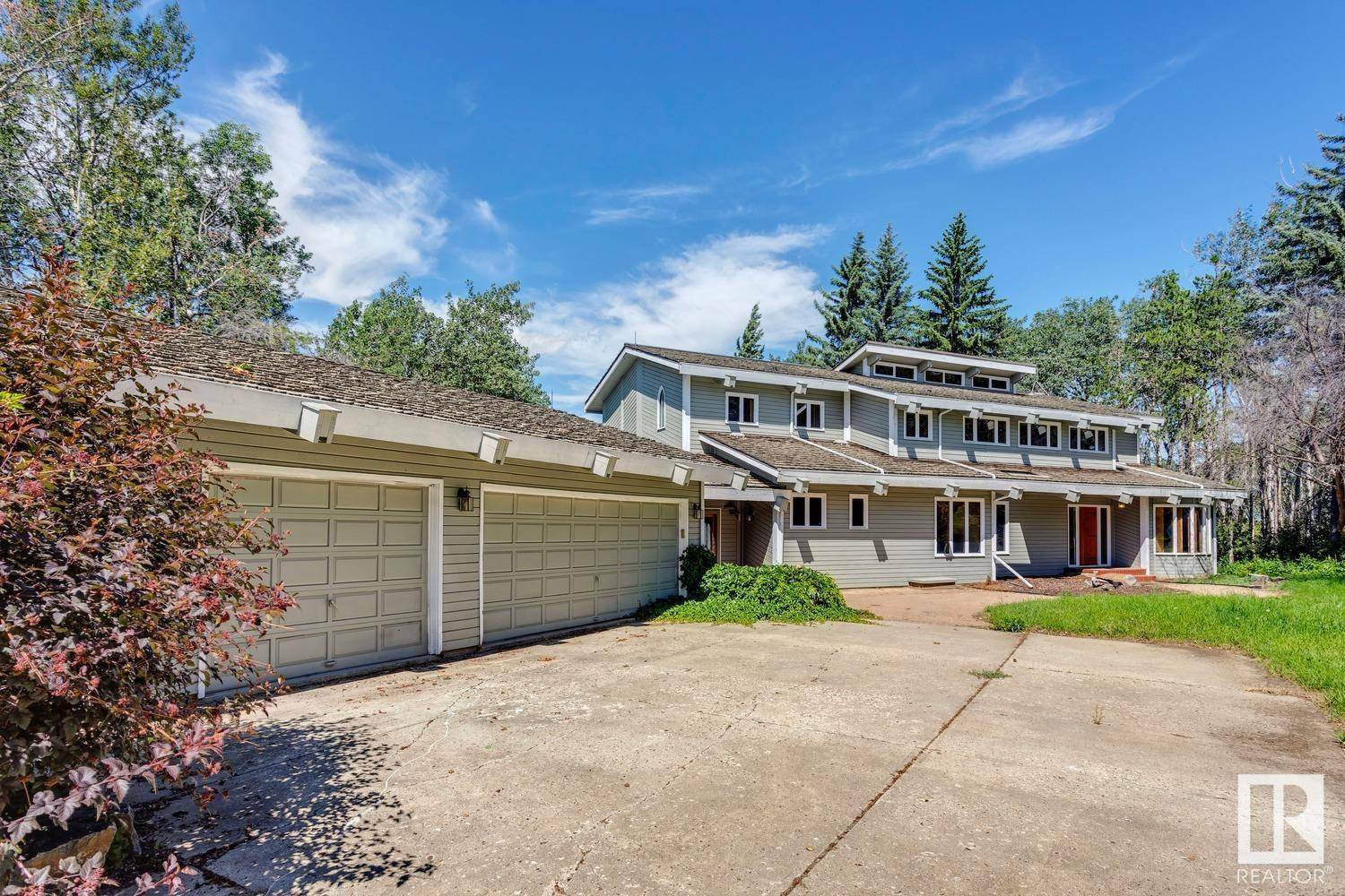 Edmonton, AB T6W 1A5,18420 8A AV SW