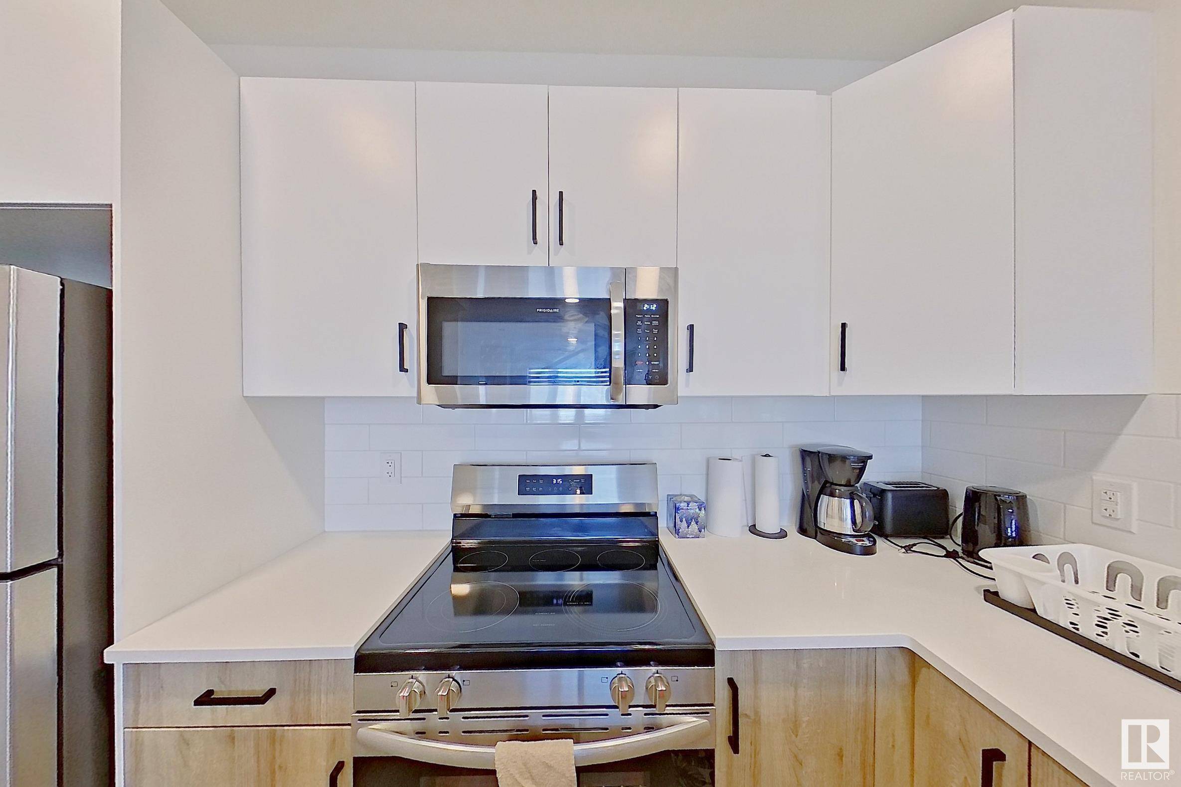 Edmonton, AB T5B 2N7,8003-5,7,9 120 AV NW