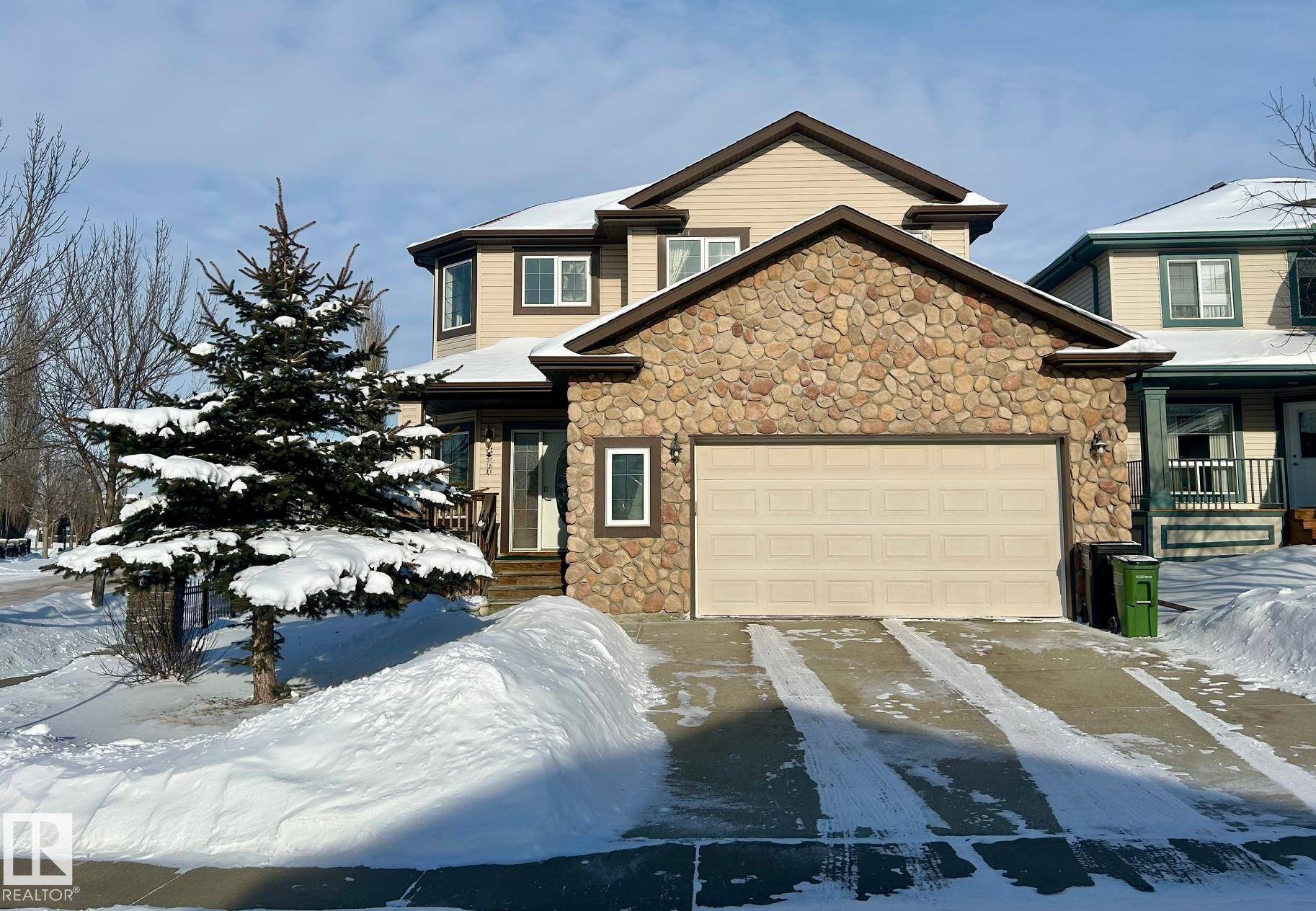 Edmonton, AB T6W 1J2,1604 BLACKMORE CO SW SW