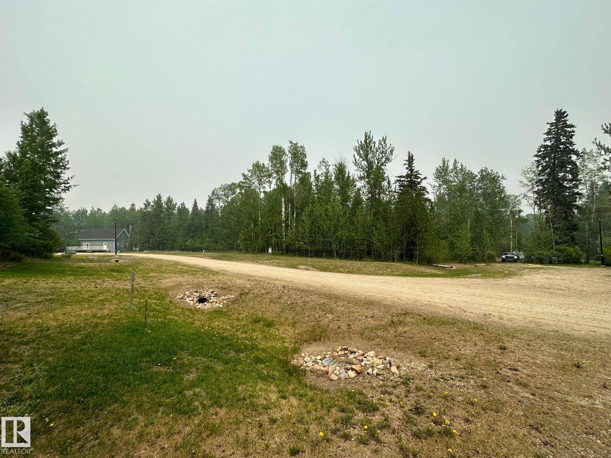 Rural Lac Ste. Anne County, AB T0E 1H0,5 POPPY PL