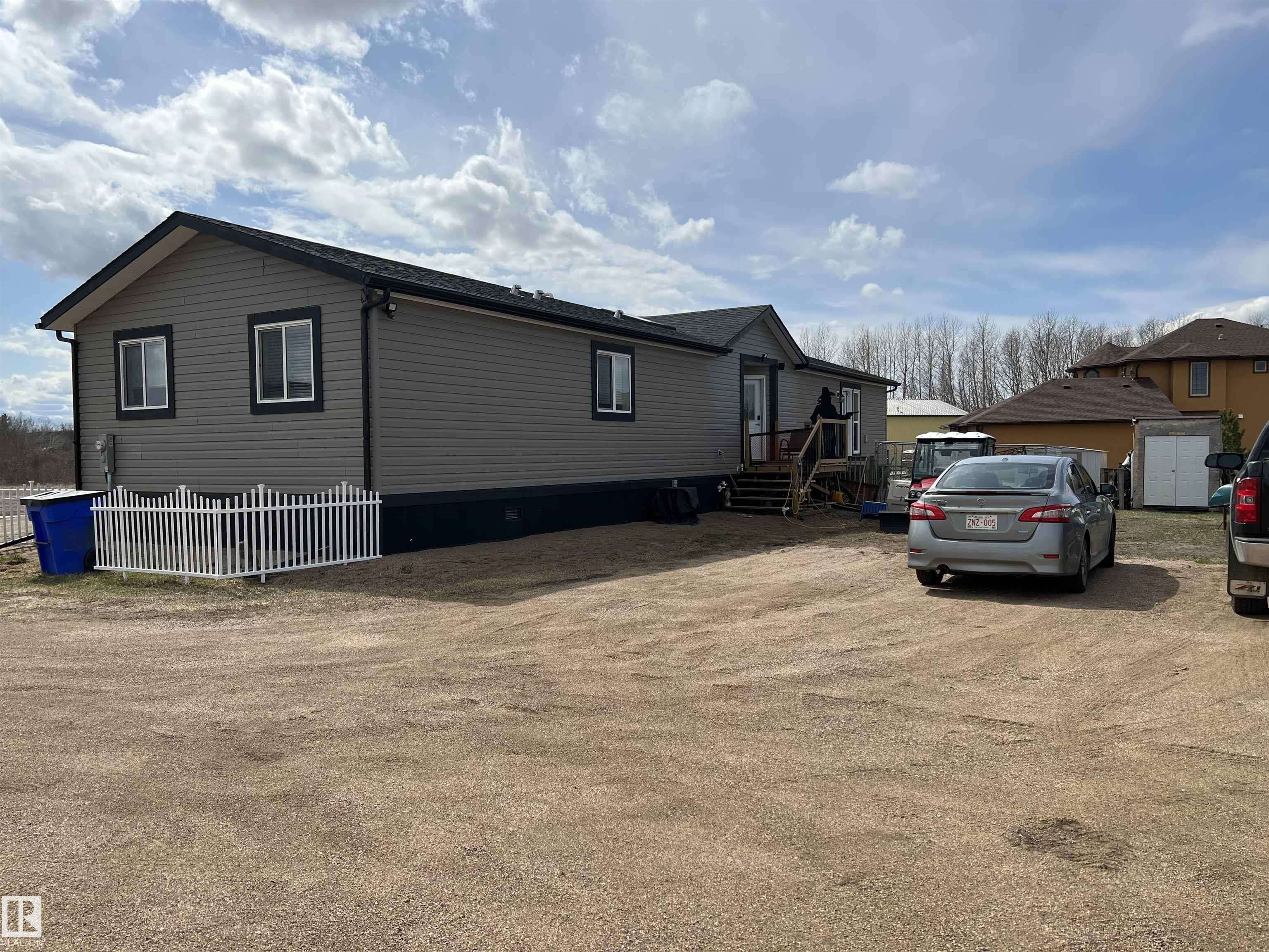 Two Hills, AB T0B 4K0,4607 57 ST