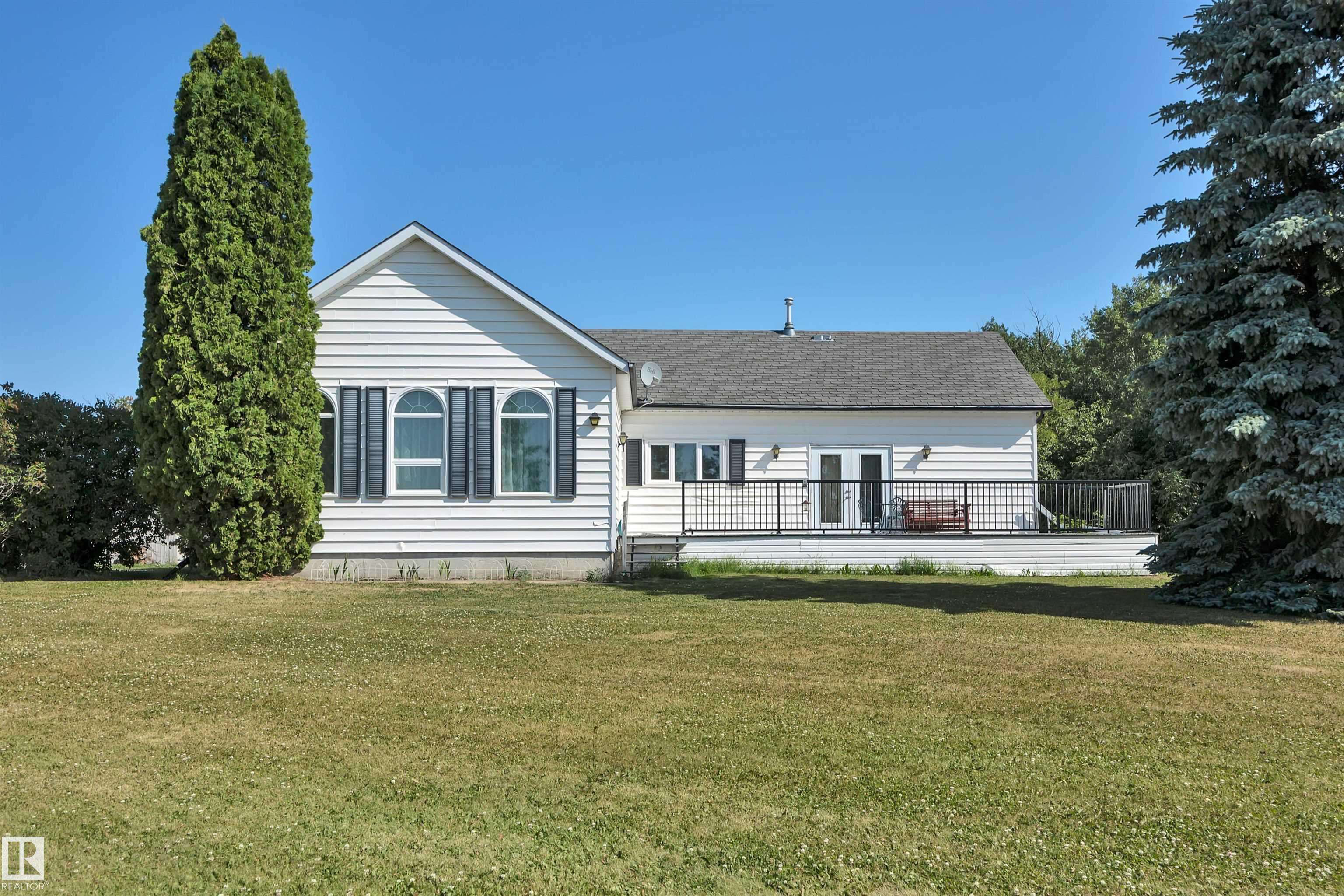 Rural Wetaskiwin County, AB T0C 2P0,272044A TWP RD 475