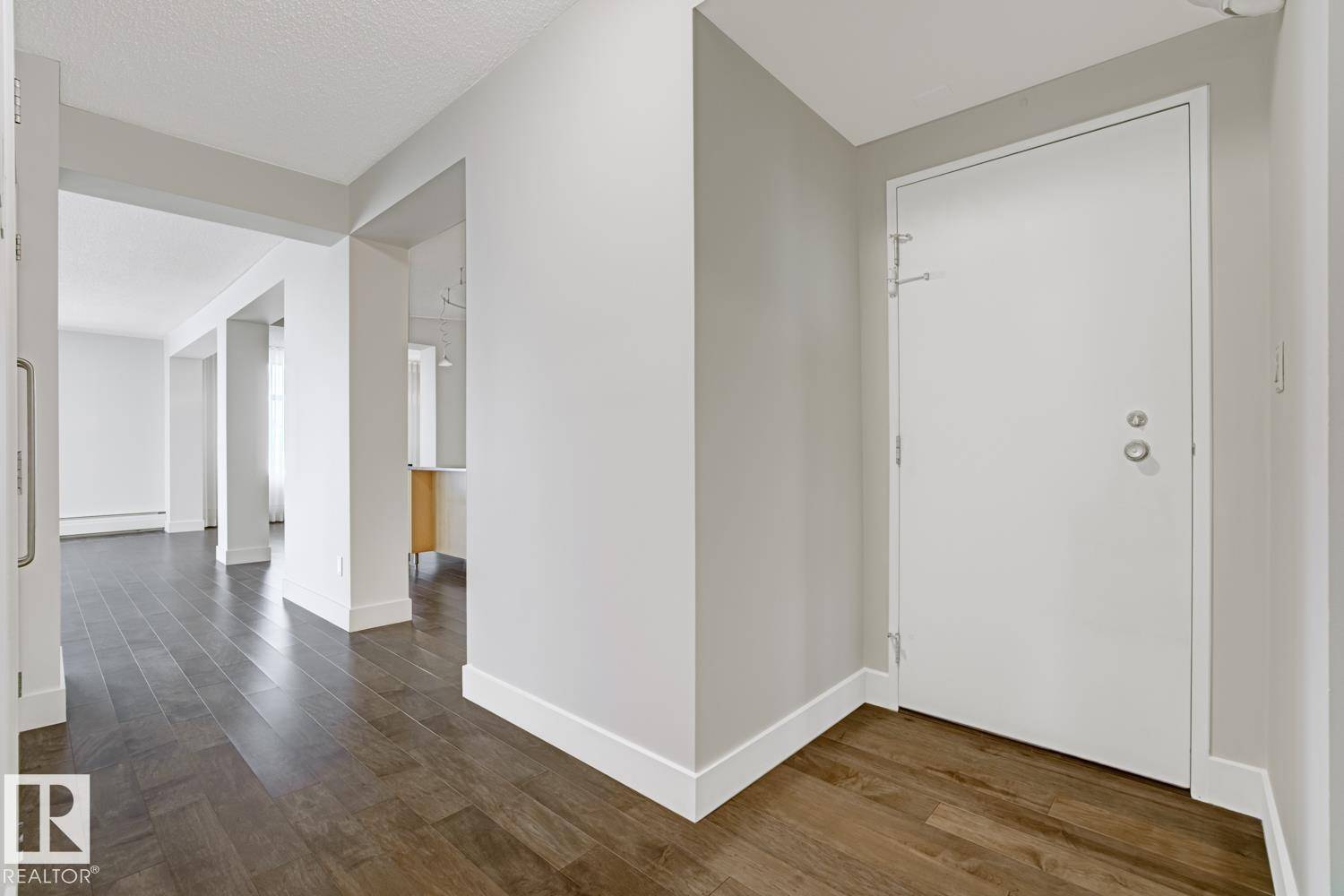 Edmonton, AB T5K 2G3,#1701, 11710 100 AV NW