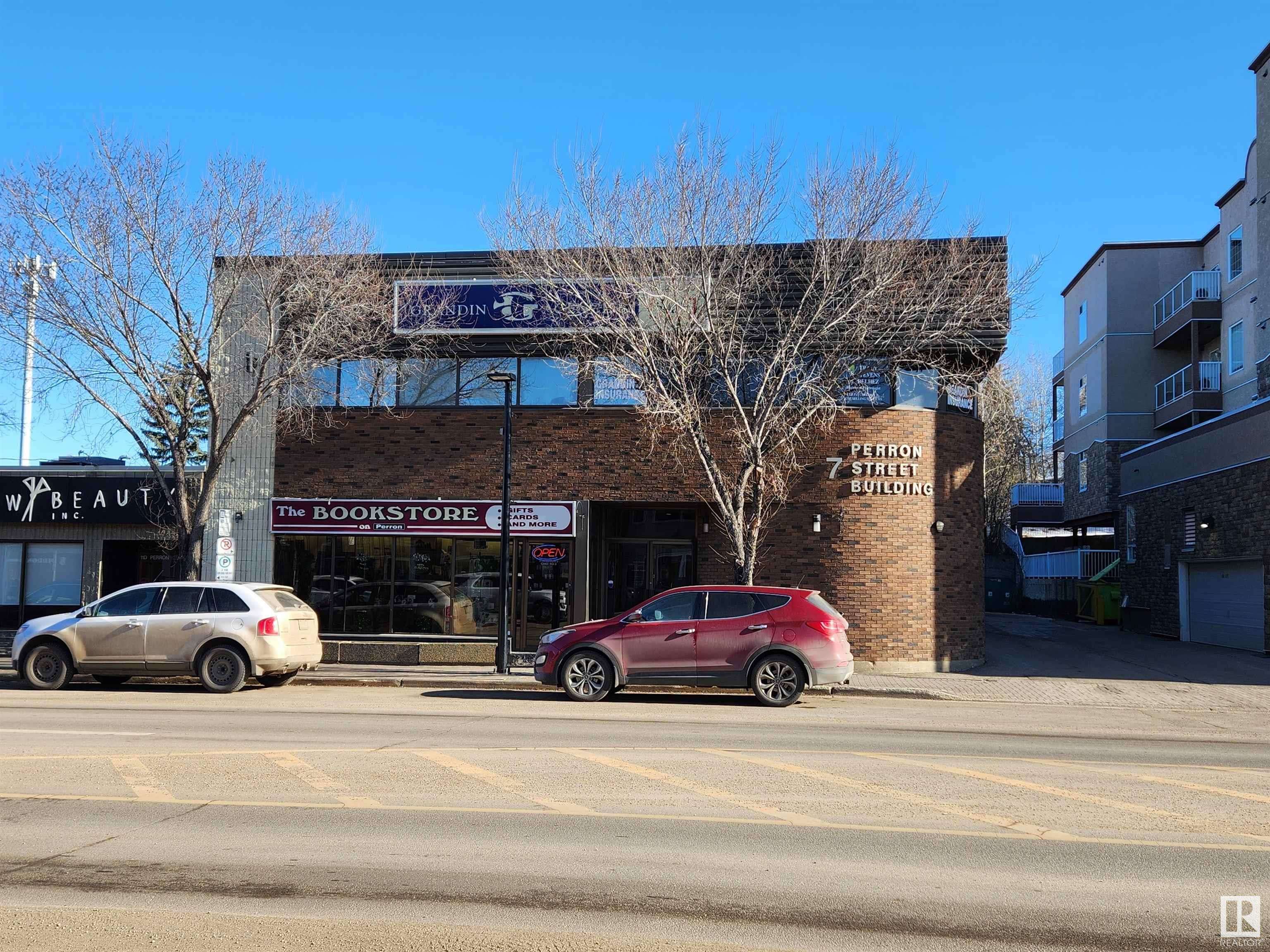 St. Albert, AB T8N 1E3,7 Perron ST