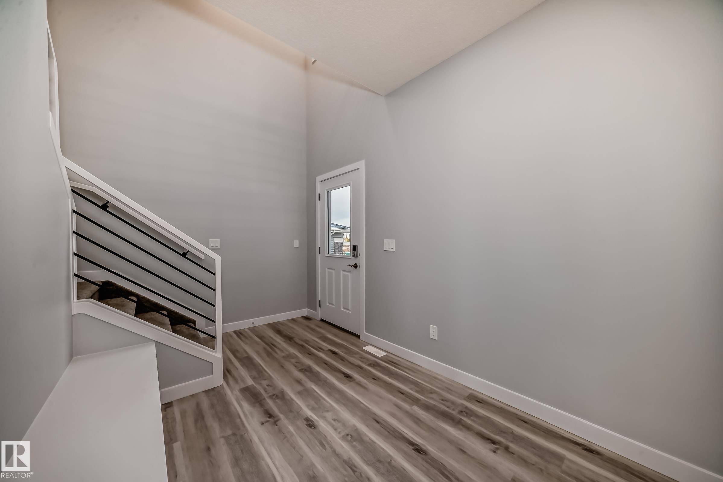 Morinville, AB T8R 2R4,10238 92A AV