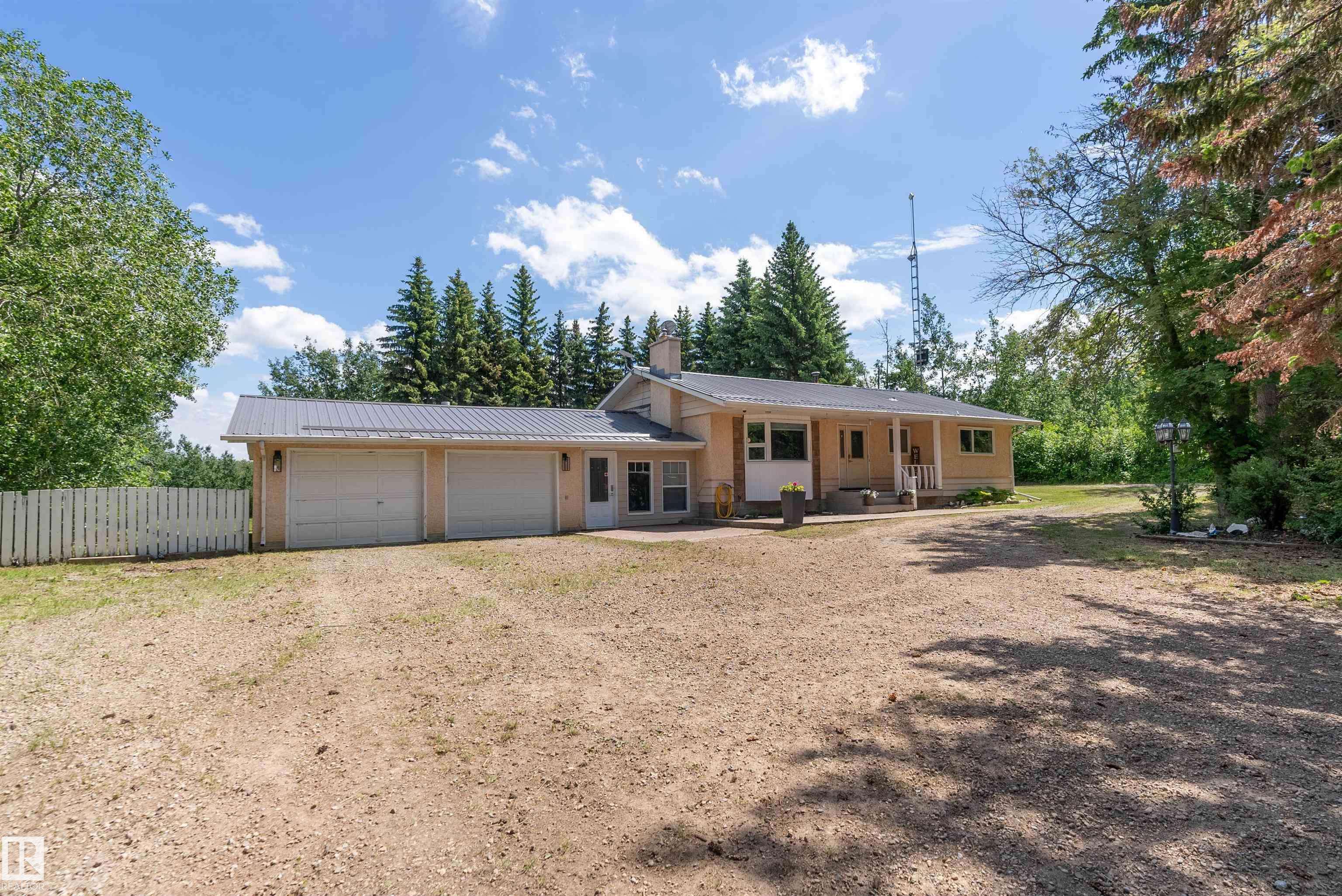 Rural Leduc County, AB T4X 1Z8,110 49547 Range Road 243