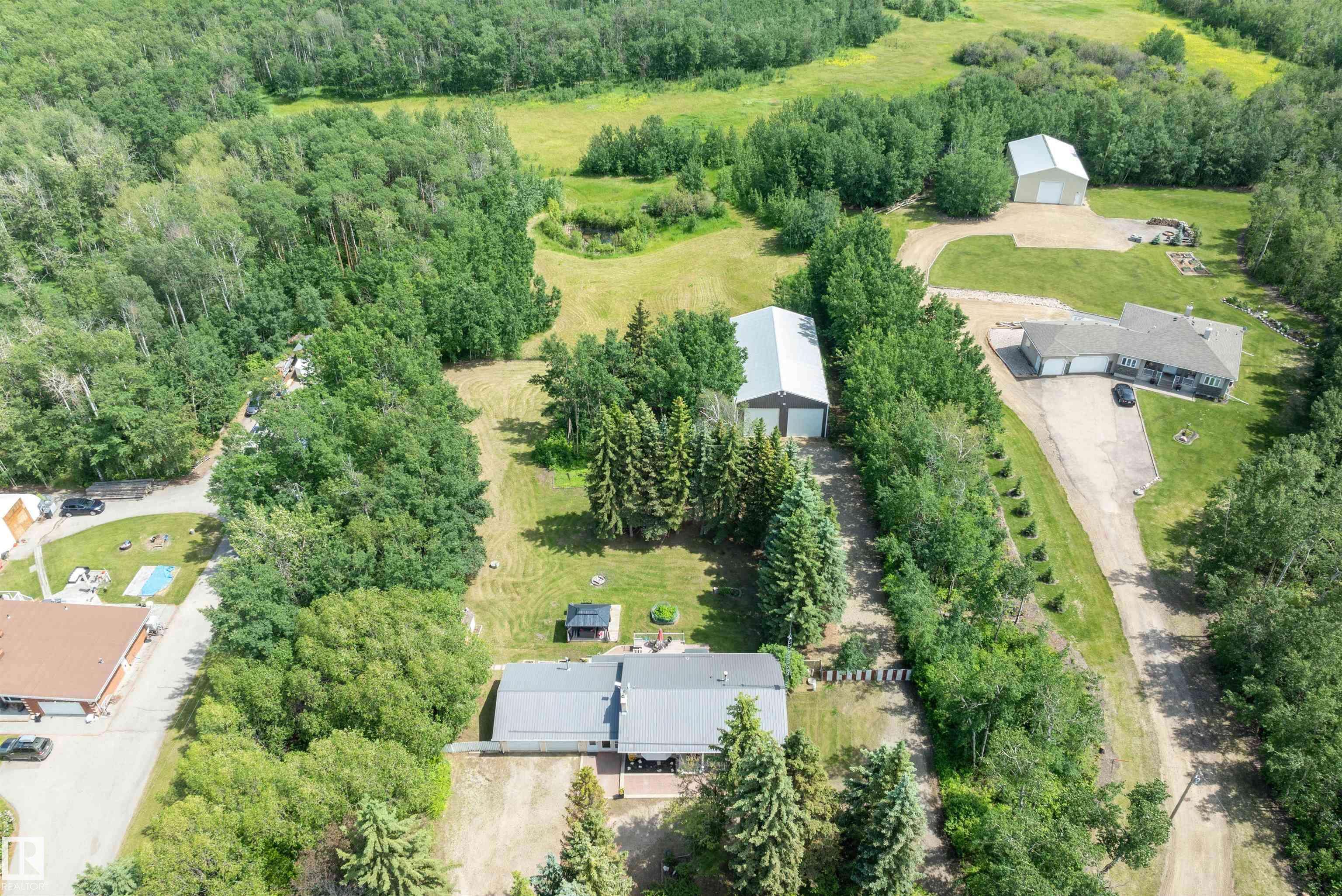 Rural Leduc County, AB T4X 1Z8,110 49547 Range Road 243