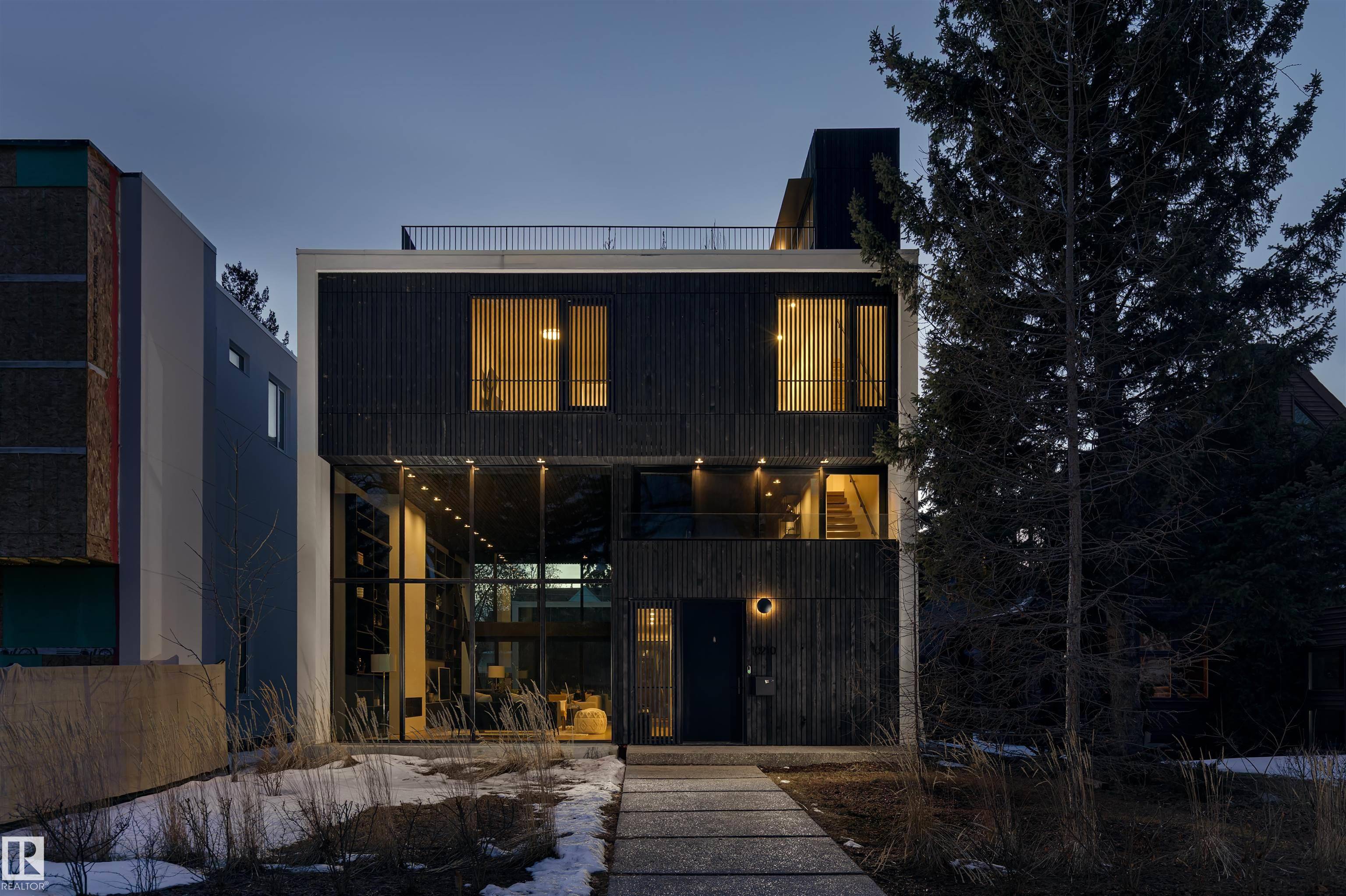 Edmonton, AB T5N 1X5,10210 130 ST NW