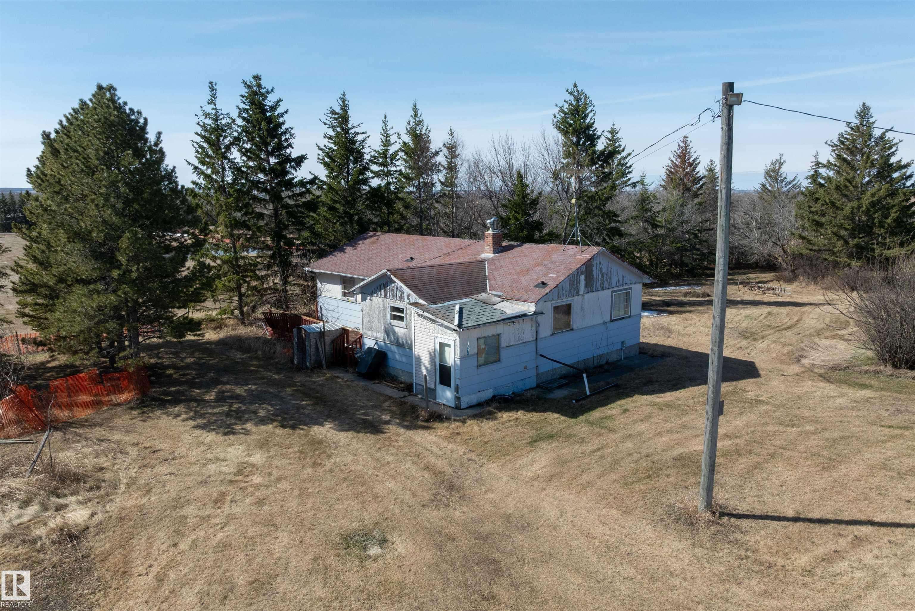 Rural Two Hills County, AB T0B 0P0,560011 Range Road 114