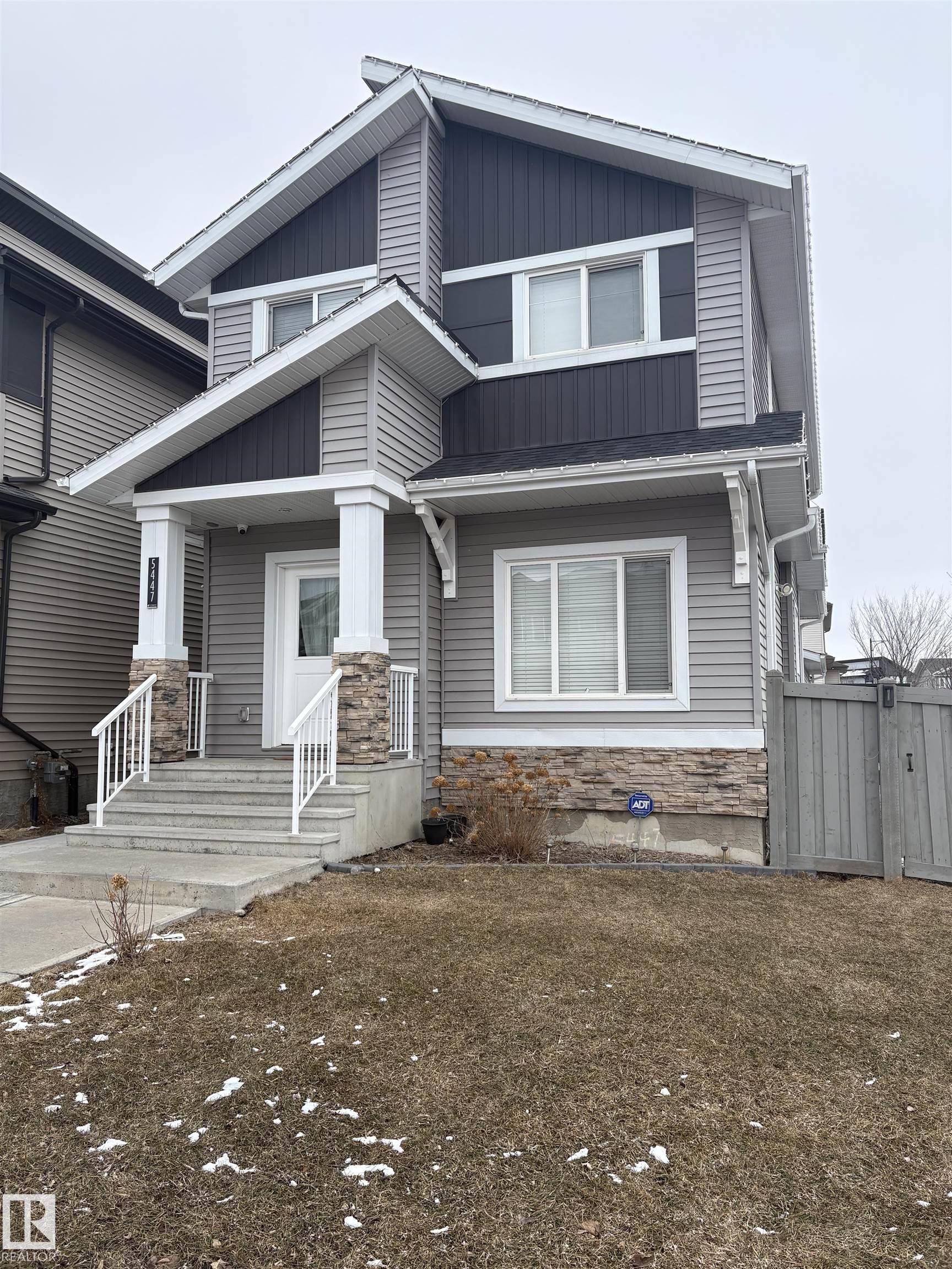 Edmonton, AB T6W 2Y6,5447 chapelle RD SW SW