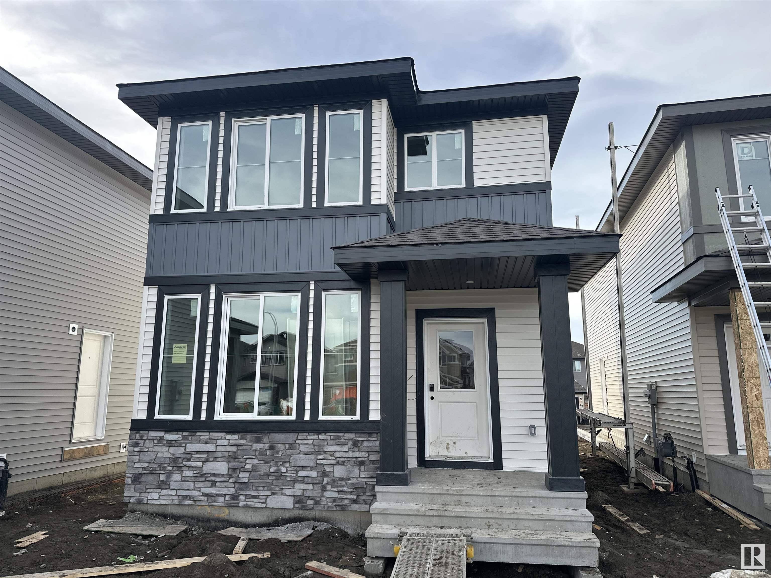 Fort Saskatchewan, AB T8L 0Z9,23 SERENO LN