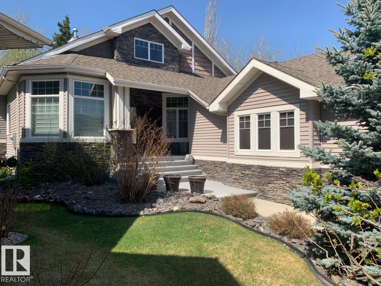 Edmonton, AB T6M 0G2,4804 212 ST NW