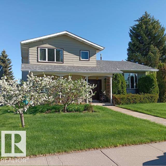 Edmonton, AB T6J 2W1,10628 35 AV NW
