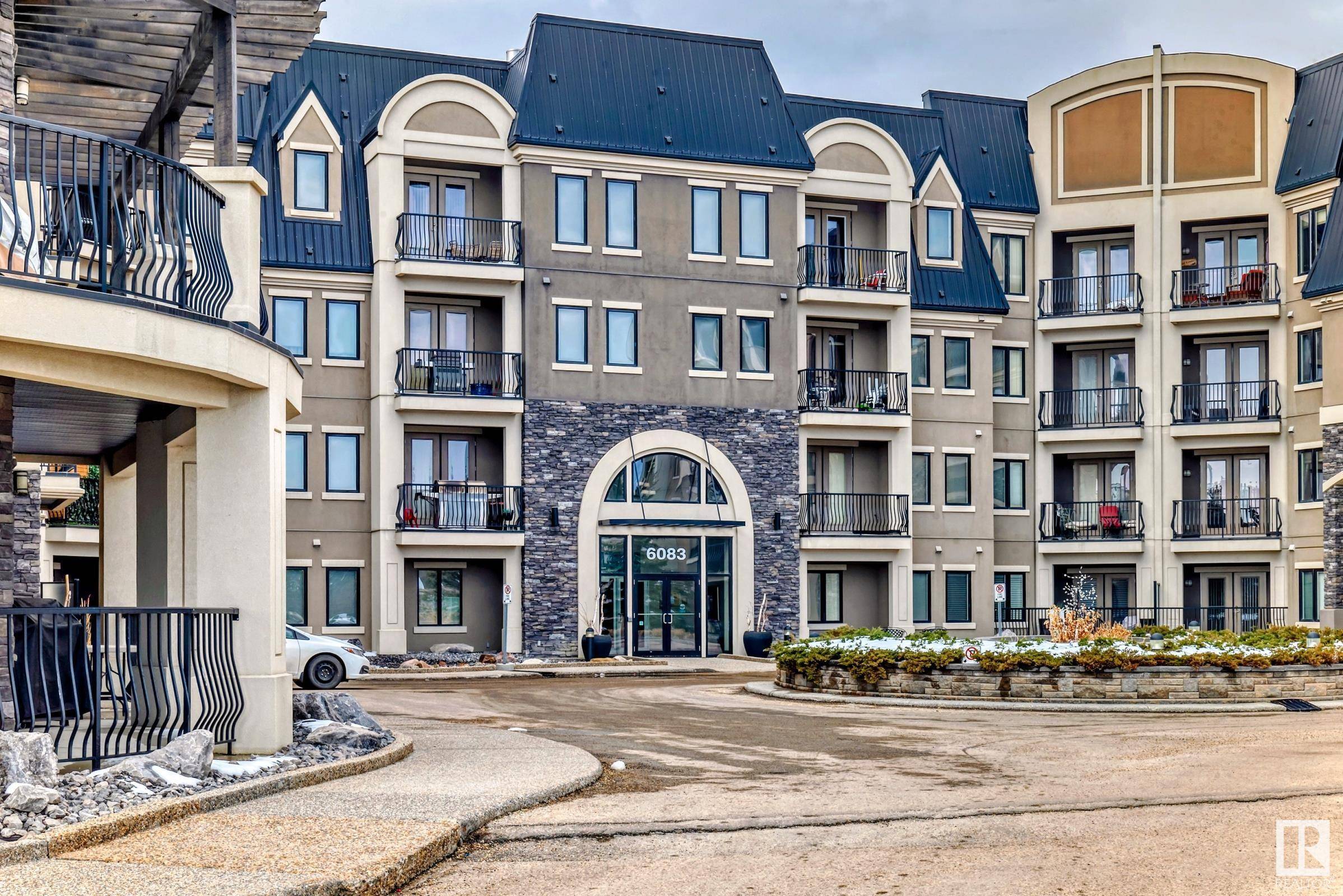 Edmonton, AB T6R 0S5,#218 6083 MAYNARD WY NW