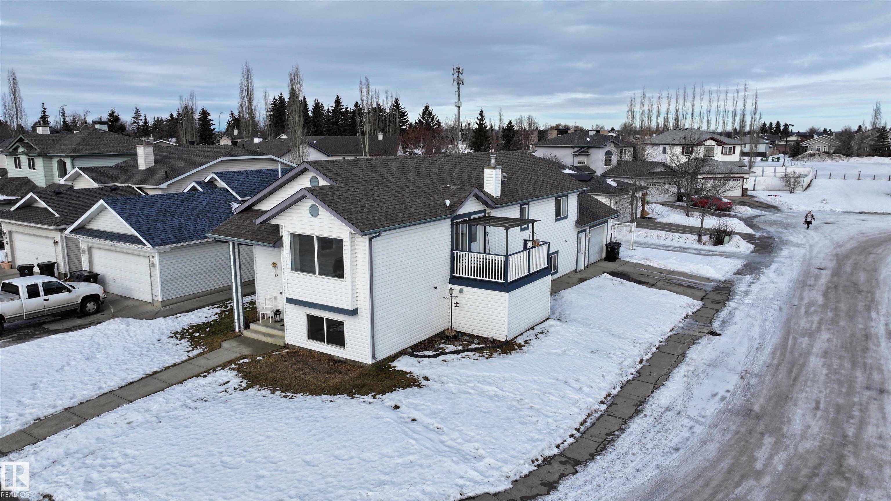 Spruce Grove, AB T7X 3Z7,62 LANDSDOWNE DR