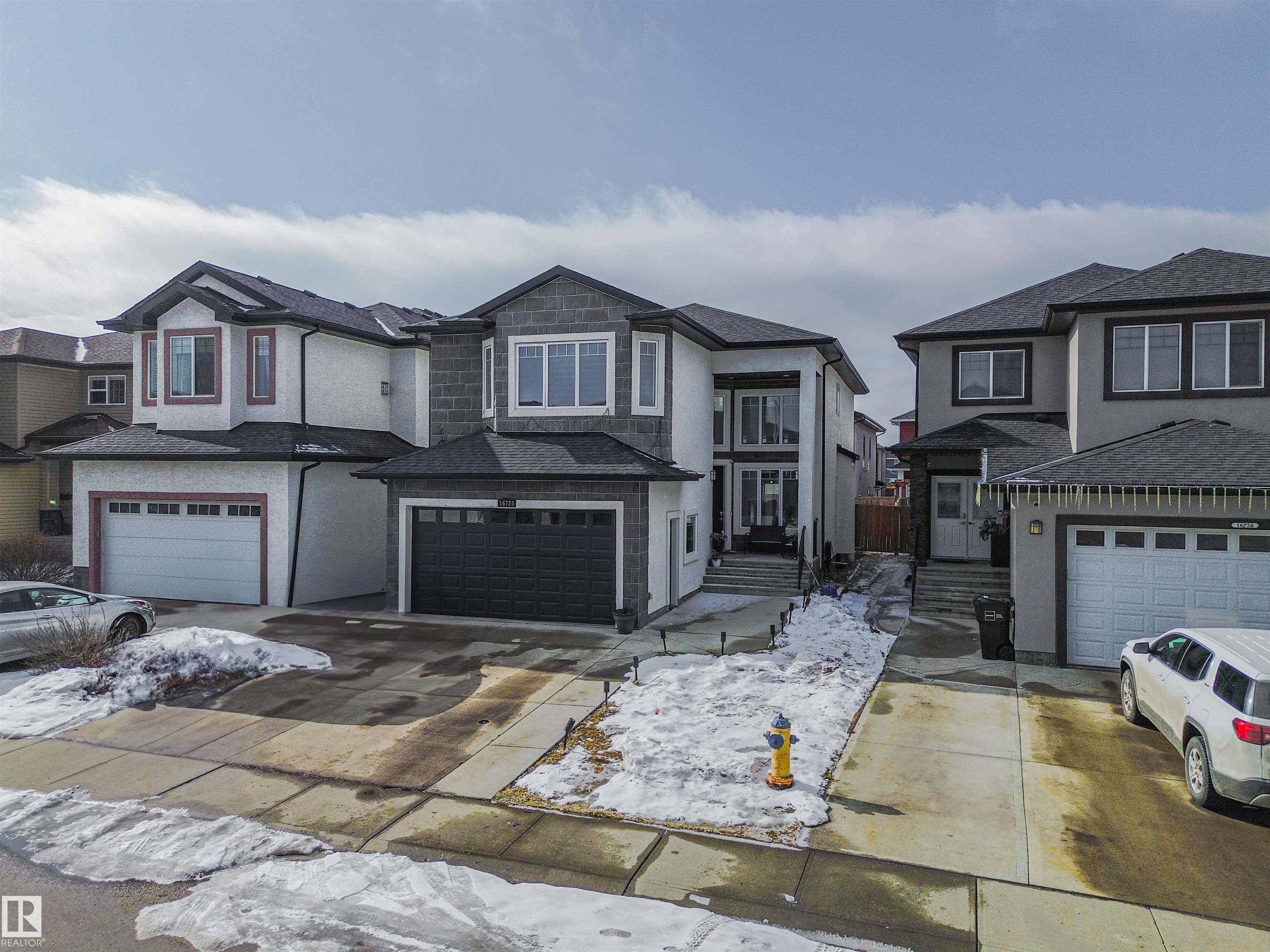 Edmonton, AB T5Y 0W6,16724 61 ST NW