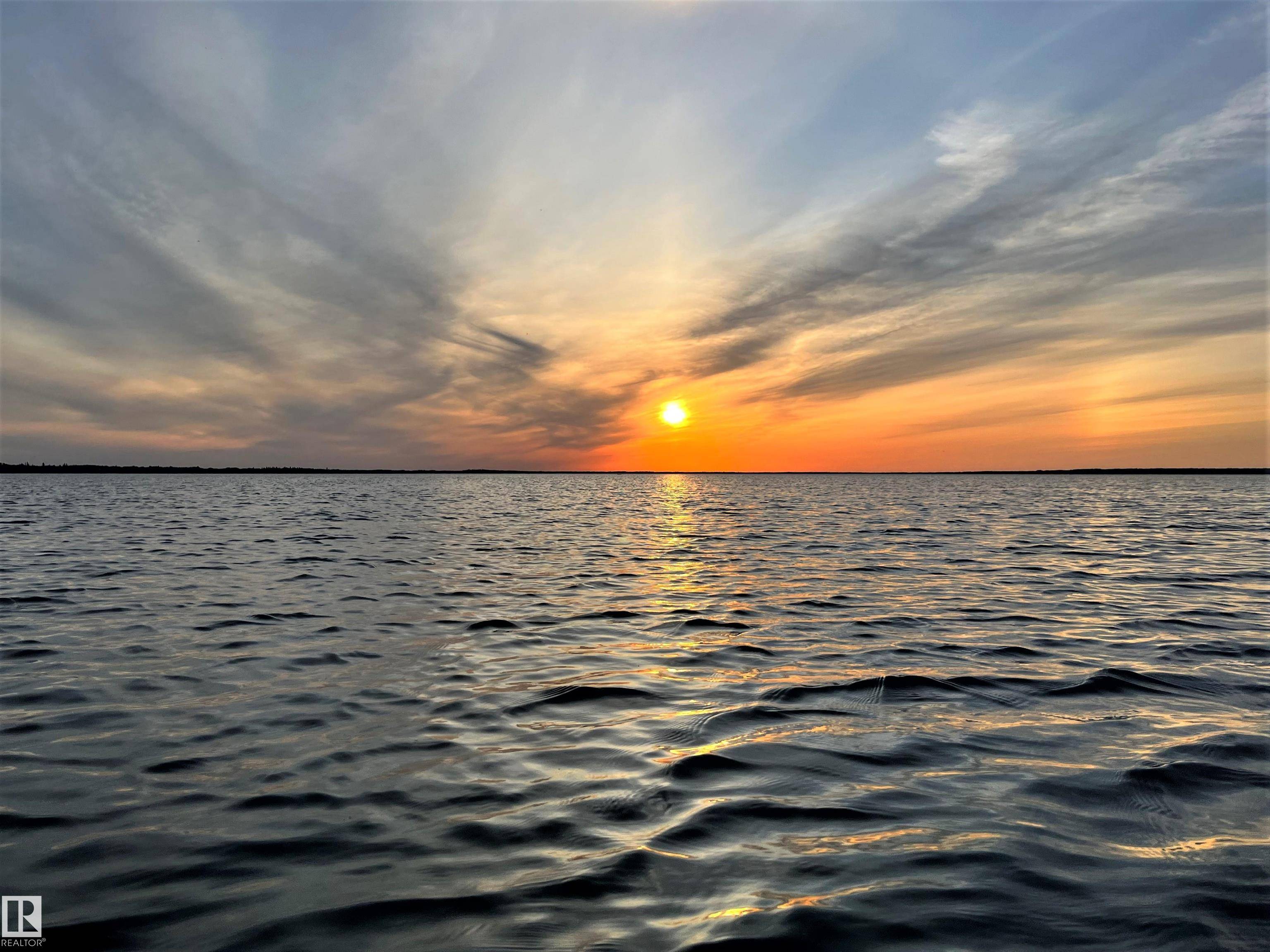 Rural Lac Ste. Anne County, AB T0E 0A0,4912 50 AV