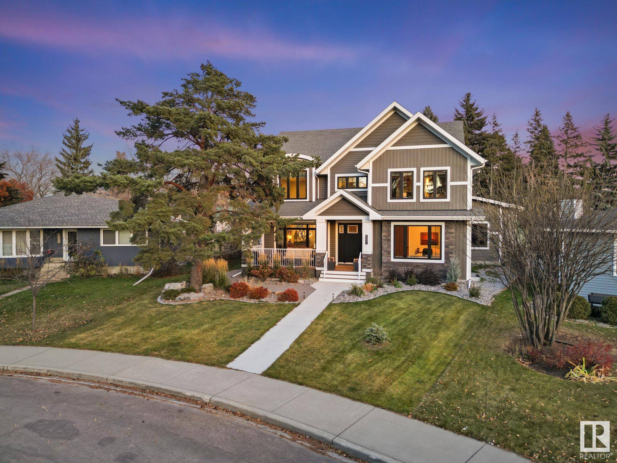 Edmonton, AB T6C 2Z6,9331 83 ST NW