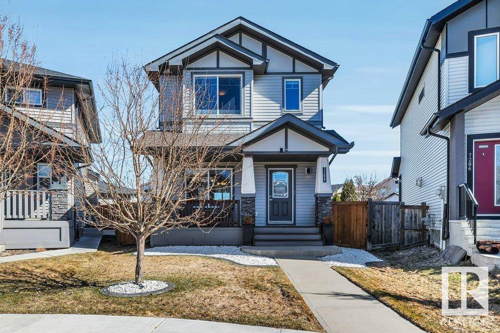 Edmonton, AB T6W 2Y5,7208 CARDINAL WY SW