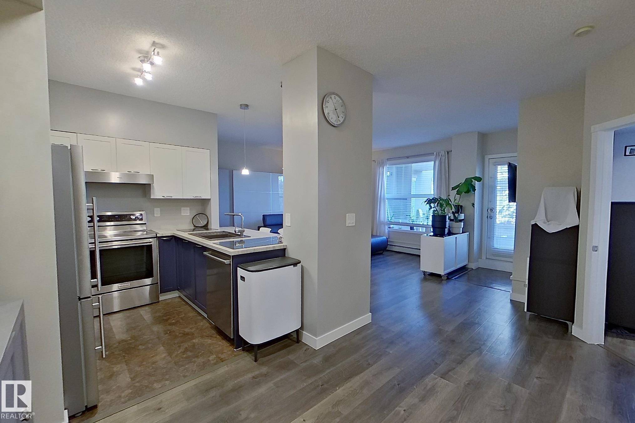 Edmonton, AB T5Y 3E8,#2-109 4245 139 AV NW