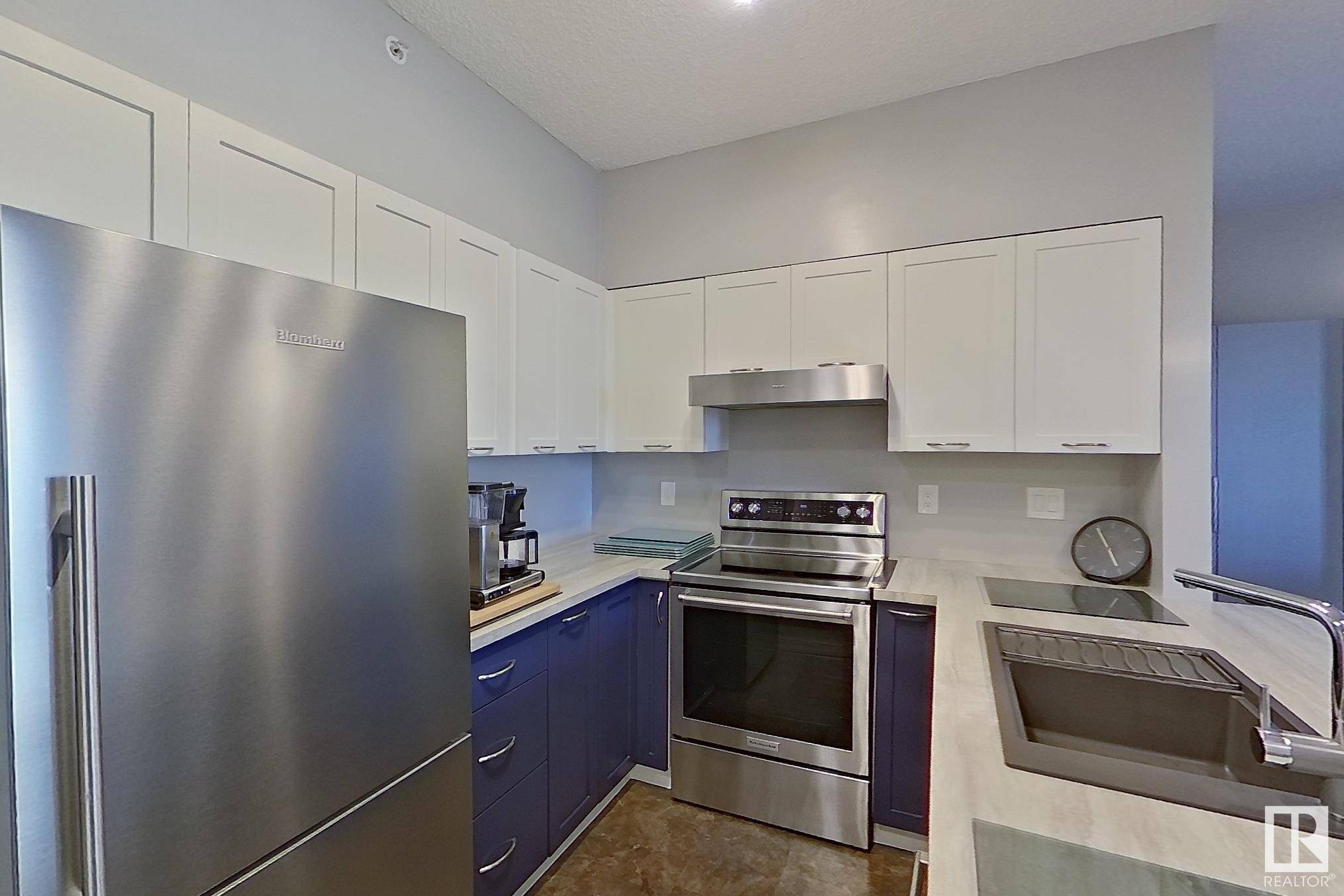 Edmonton, AB T5Y 3E8,#2-109 4245 139 AV NW