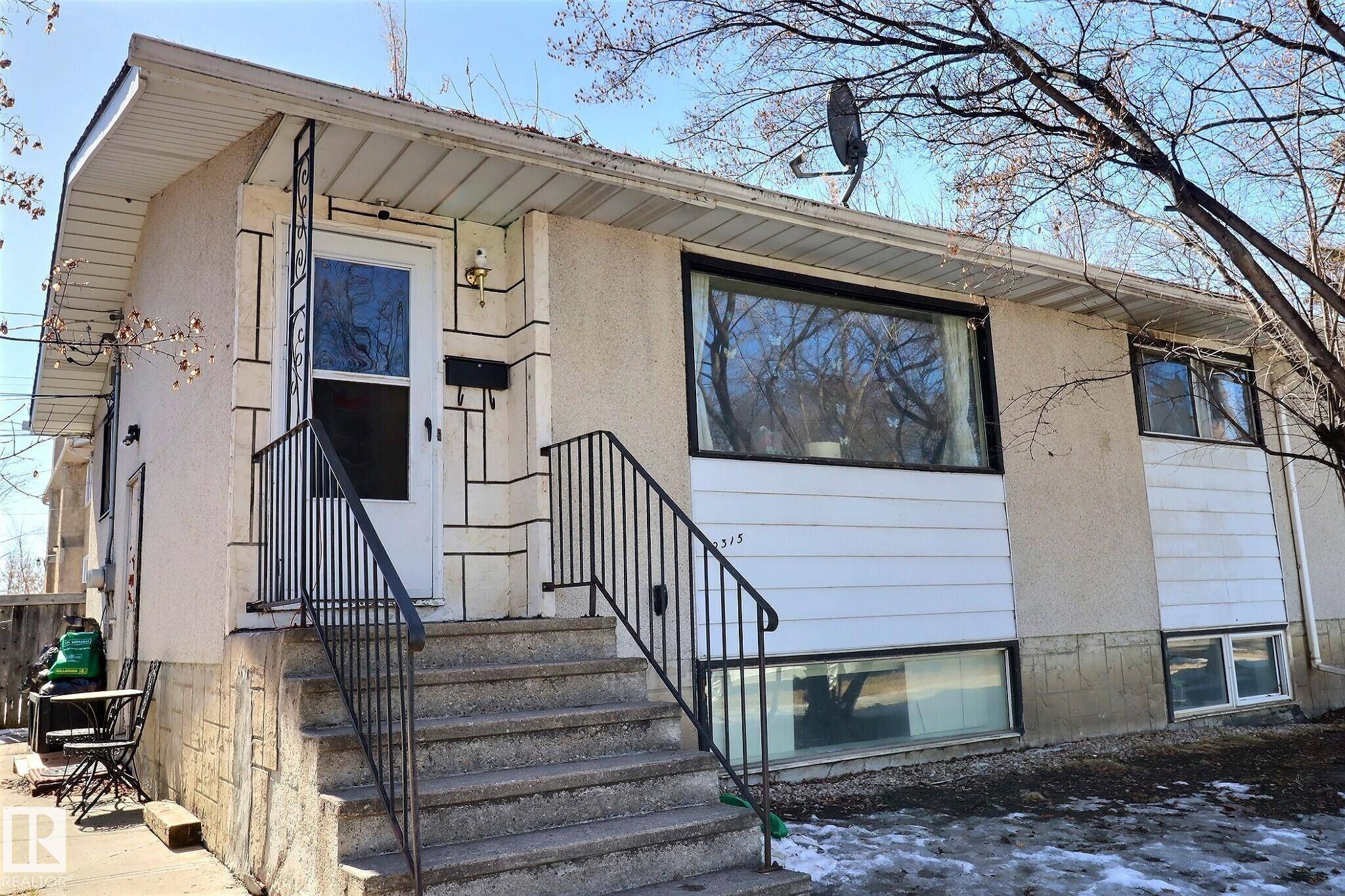 Edmonton, AB T5L 4L9,12315 128 AV NW
