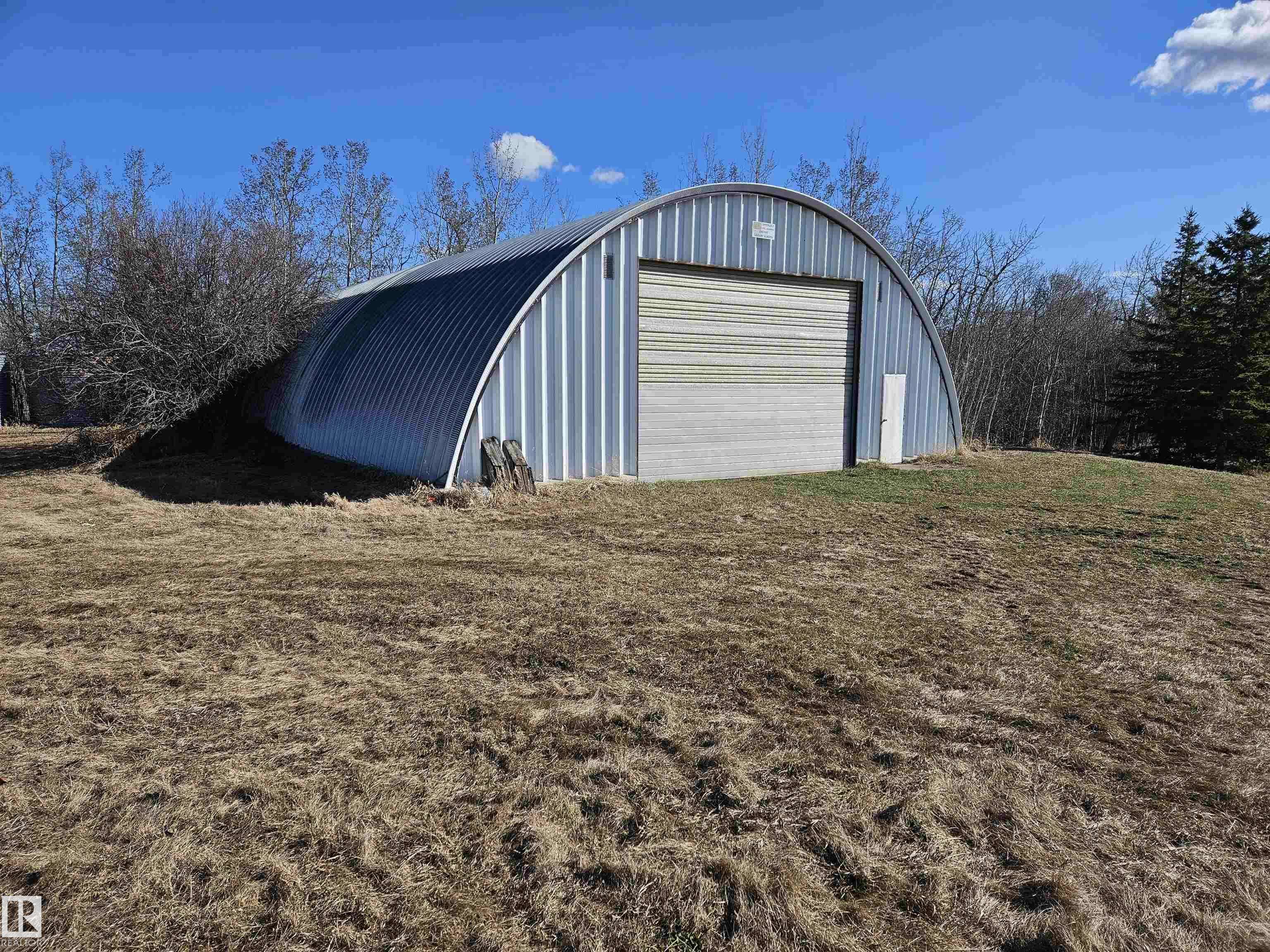 Rural Strathcona County, AB T8B 1K6,TWP 511 R RD 233