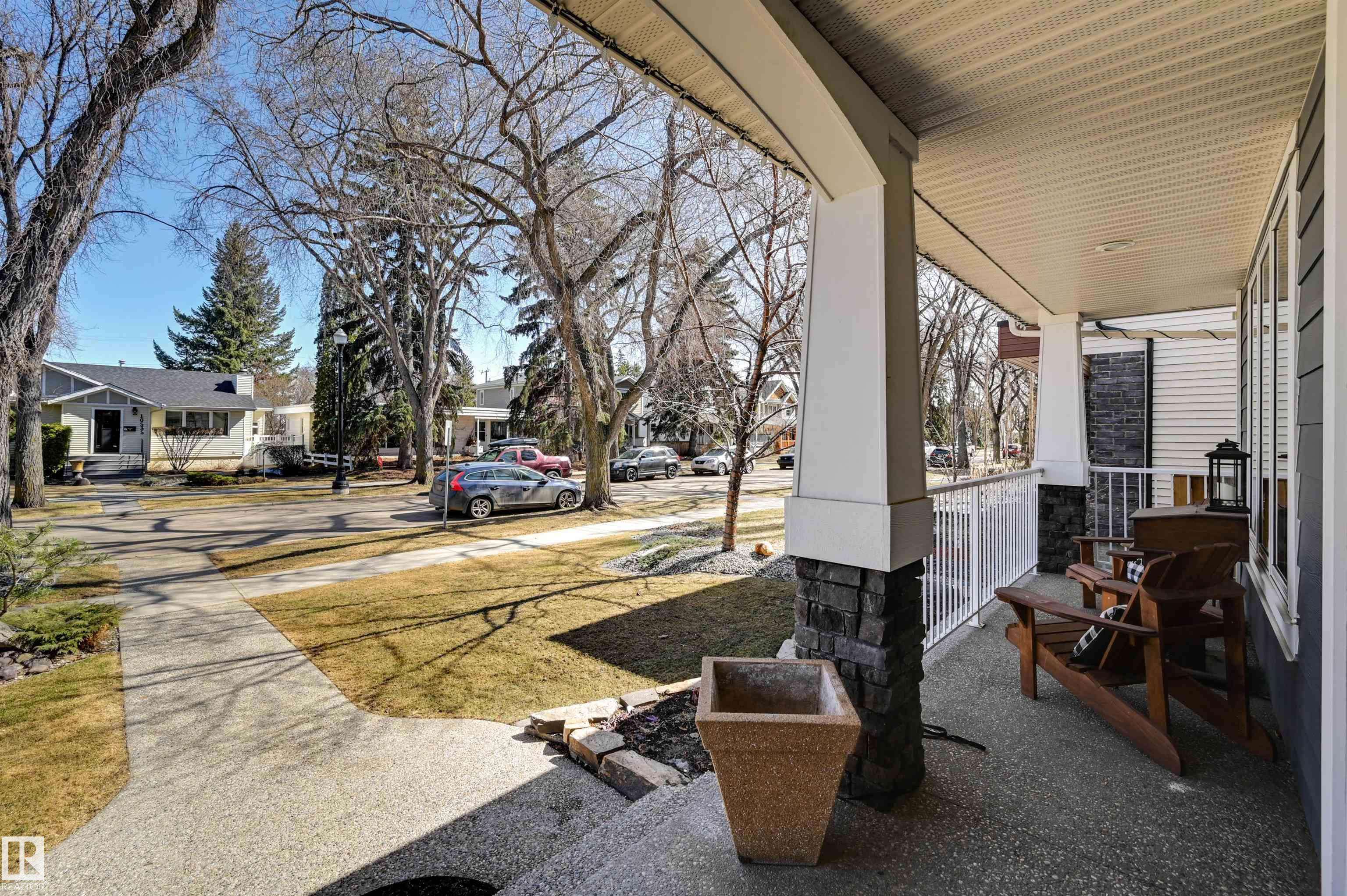 Edmonton, AB T5N 2C7,10534 135 ST NW