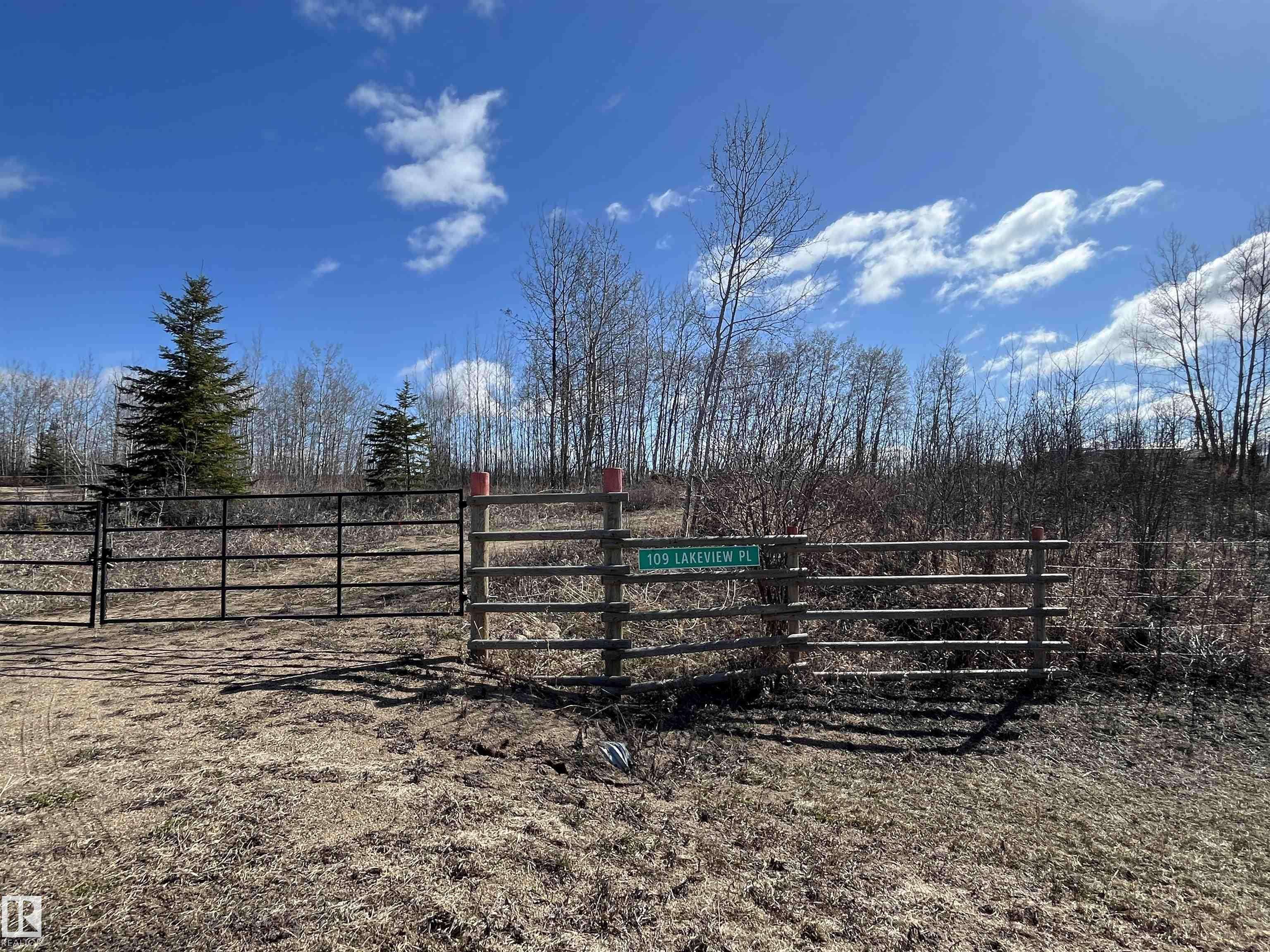 Rural Two Hills County, AB T0B 4K0,#109 LakeView Place